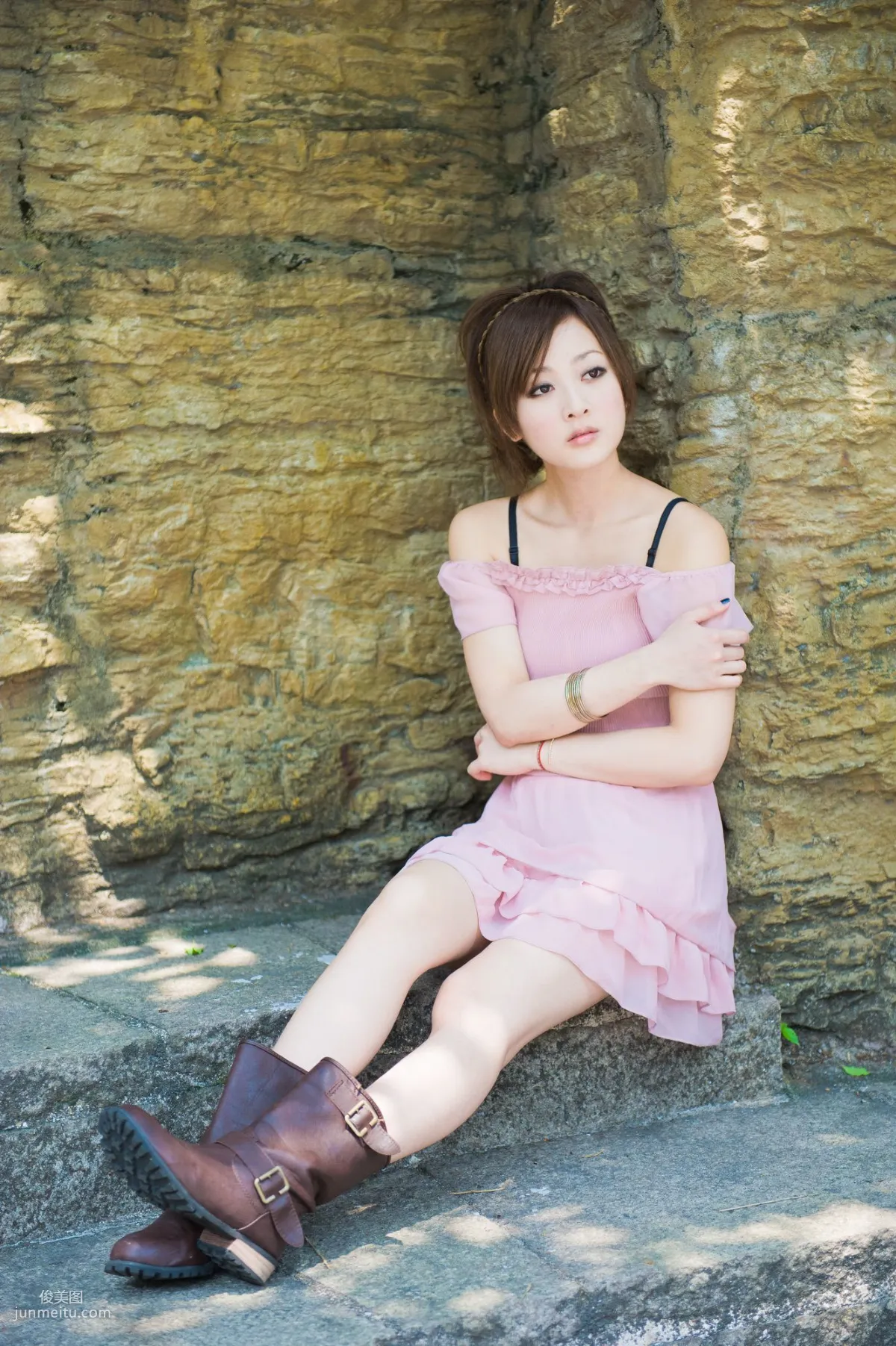 台灣美女果子MM《時裝外拍》寫真集 73