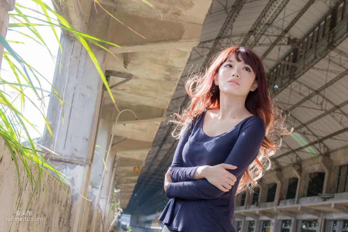 台灣正妹林崗怡Didy《廢墟車站唯美外拍》寫真集 35