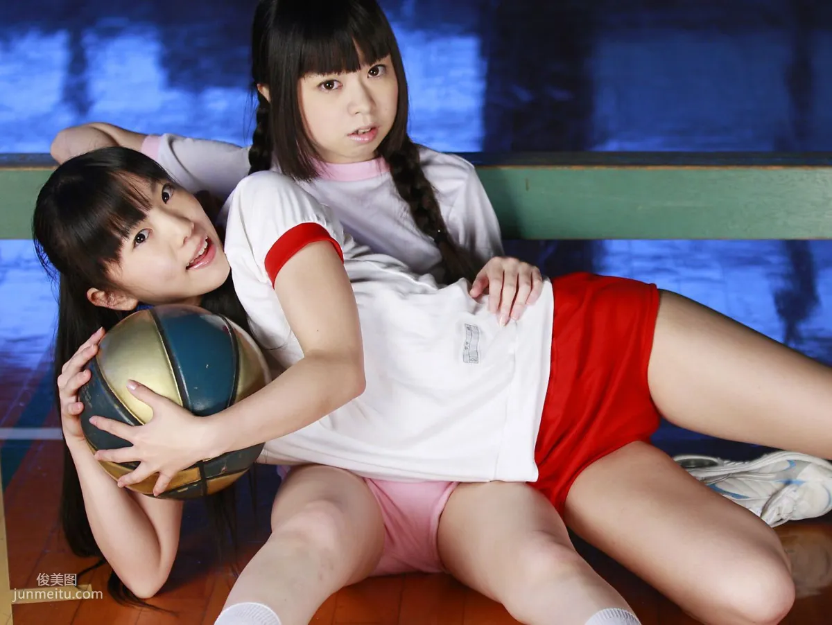山本麻裡菜、山本有沙 《ガールズダイアリー ドキドキ 有沙＆まりな》 [PB寫真集] 2