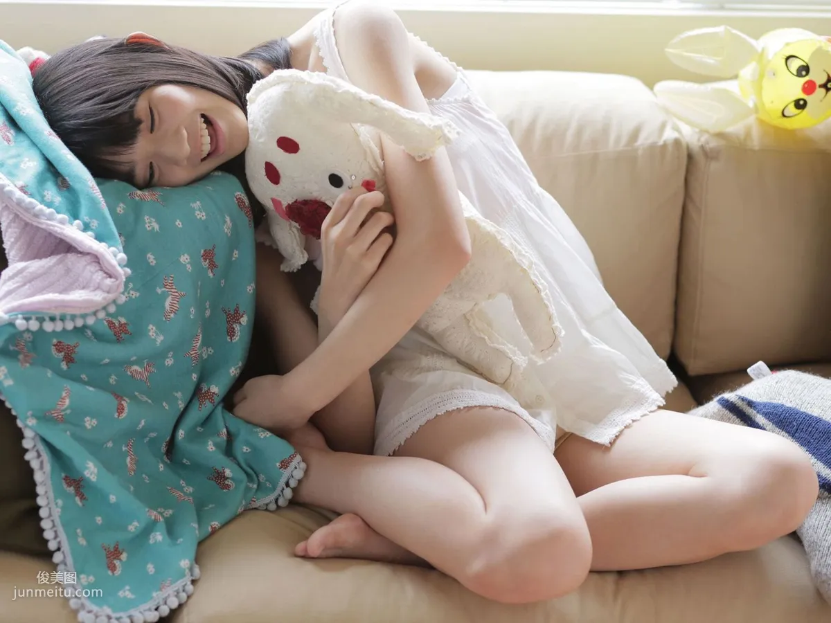 Honoka Akimoto 秋本帆華 《PROTO STAR》 [PB寫真集] 56