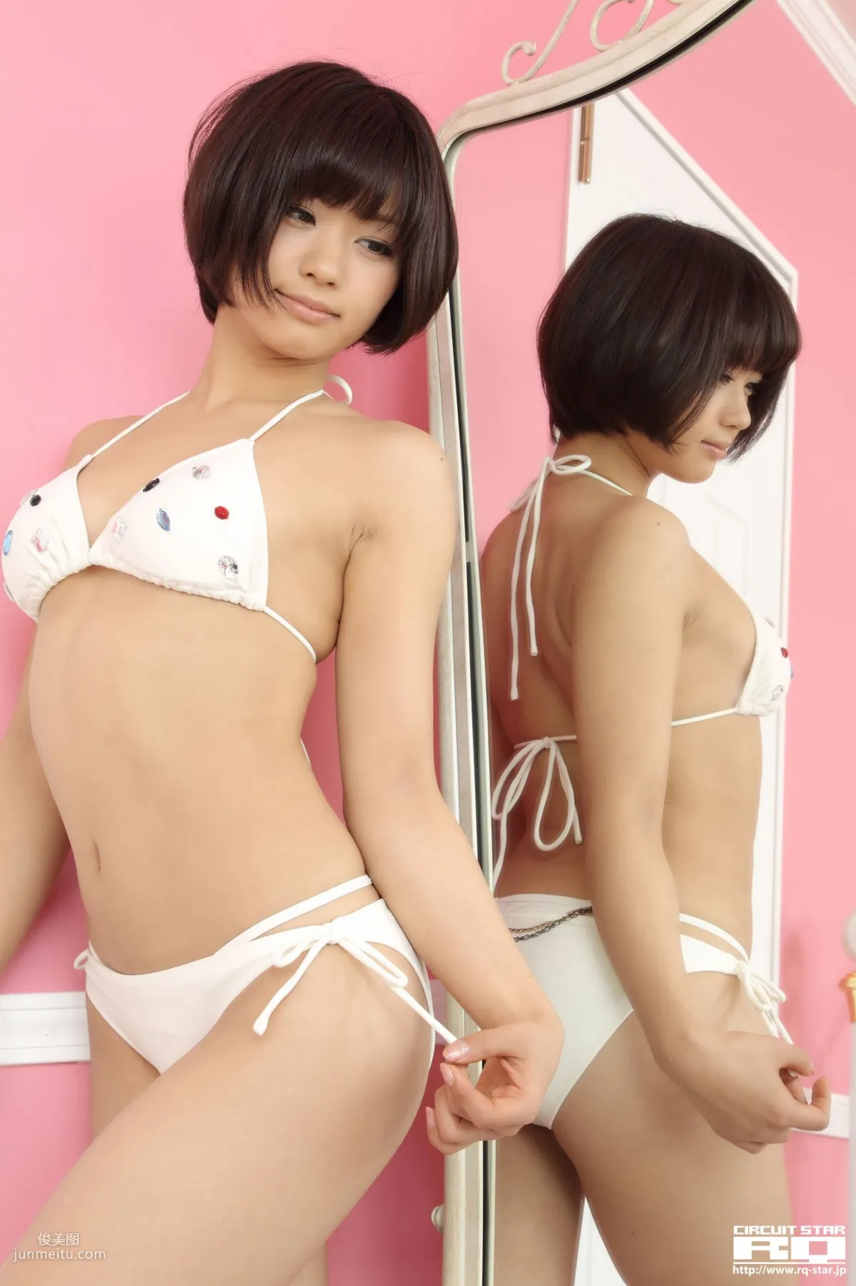 [RQ-STAR] NO.00609 安枝瞳 Hitomi Yasueda Swim Suits 寫真集 63