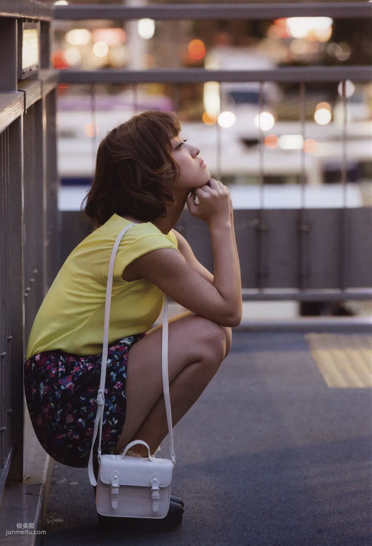 萩原舞《17歲 ℃ute Mai Mai2》 [PB寫真集] 20
