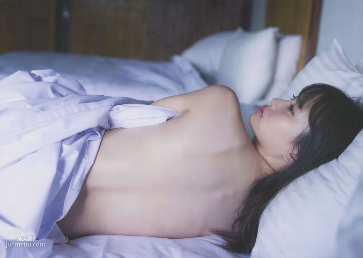 永尾まりや 《美しい細胞》 Utsukushii Saibo [PB寫真集] 8