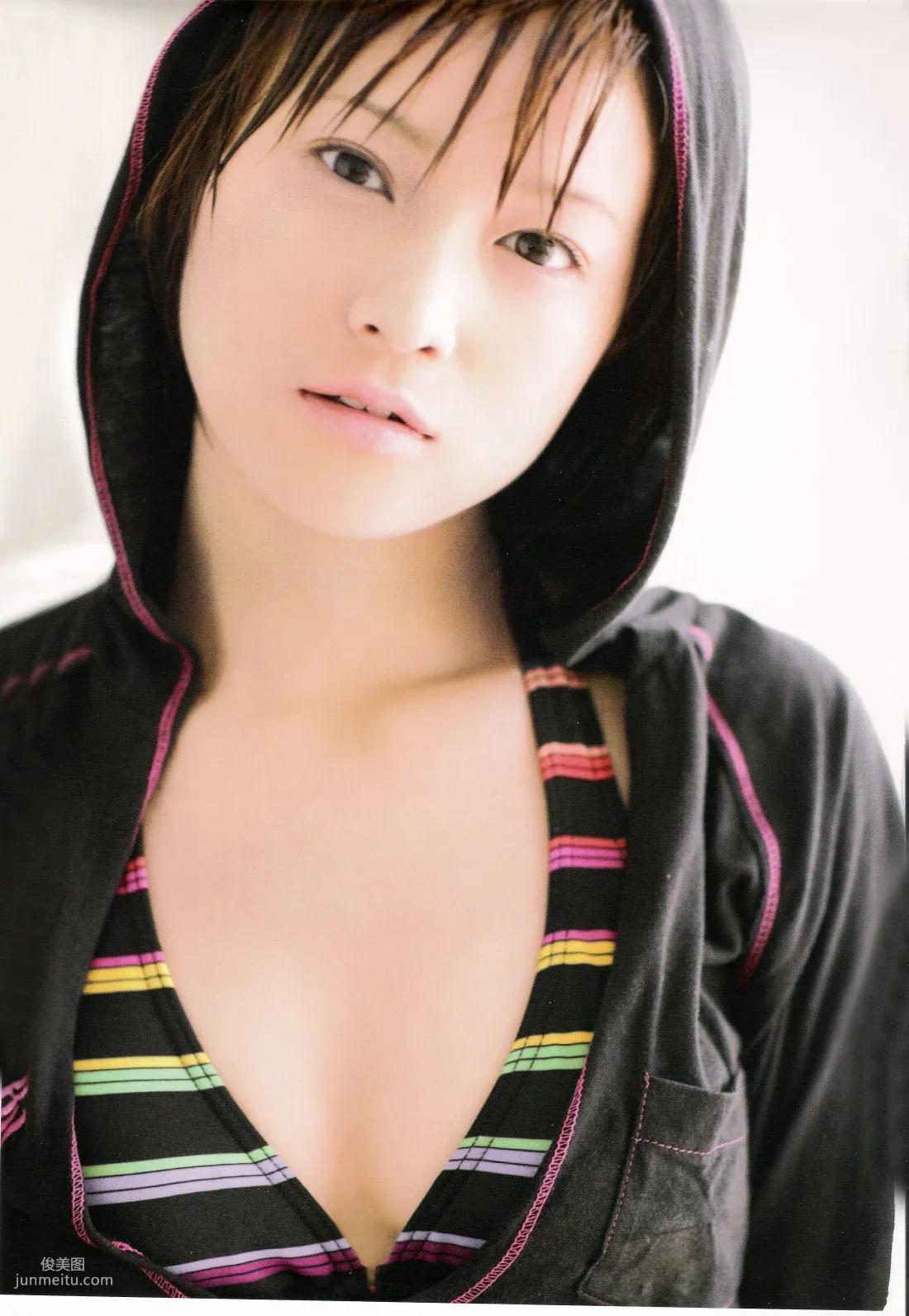 亀井絵裡 《ERI》 [Photo Book] 寫真集 133