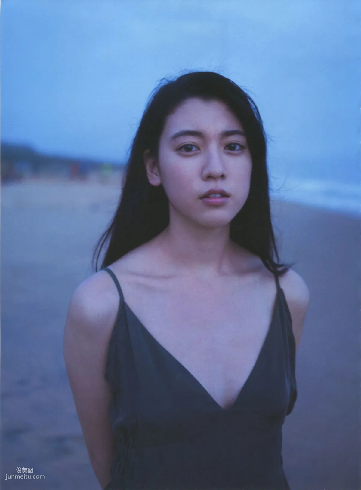 Ayaka Miyoshi 三吉彩花 《わたし》[PB写真集]108