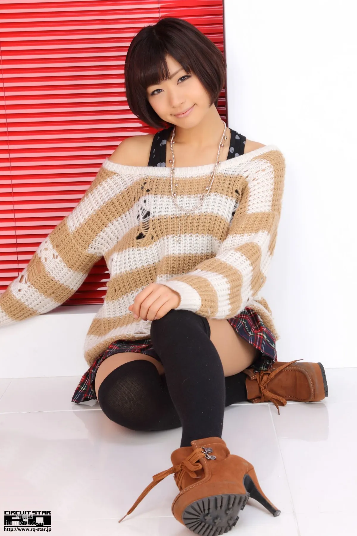 [RQ-STAR] NO.00598 Hitomi Yasueda 安枝瞳 Private Dress 寫真集 43