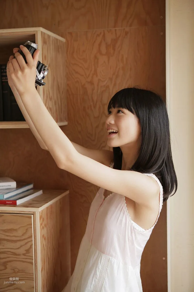 Honoka Akimoto 秋本帆華 《PROTO STAR》 [PB寫真集] 39