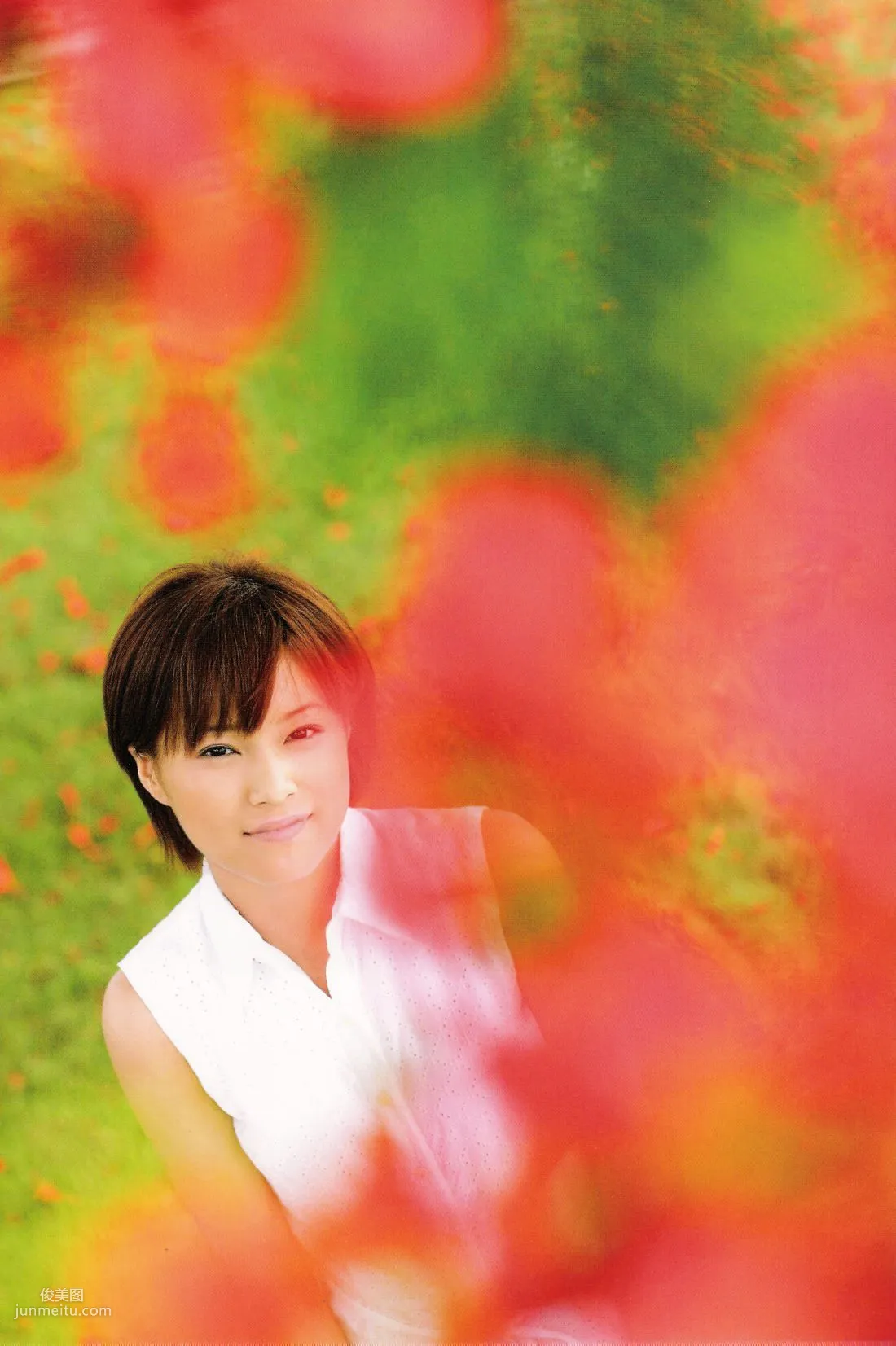 亀井絵裡 《ERI》 [Photo Book] 寫真集 112