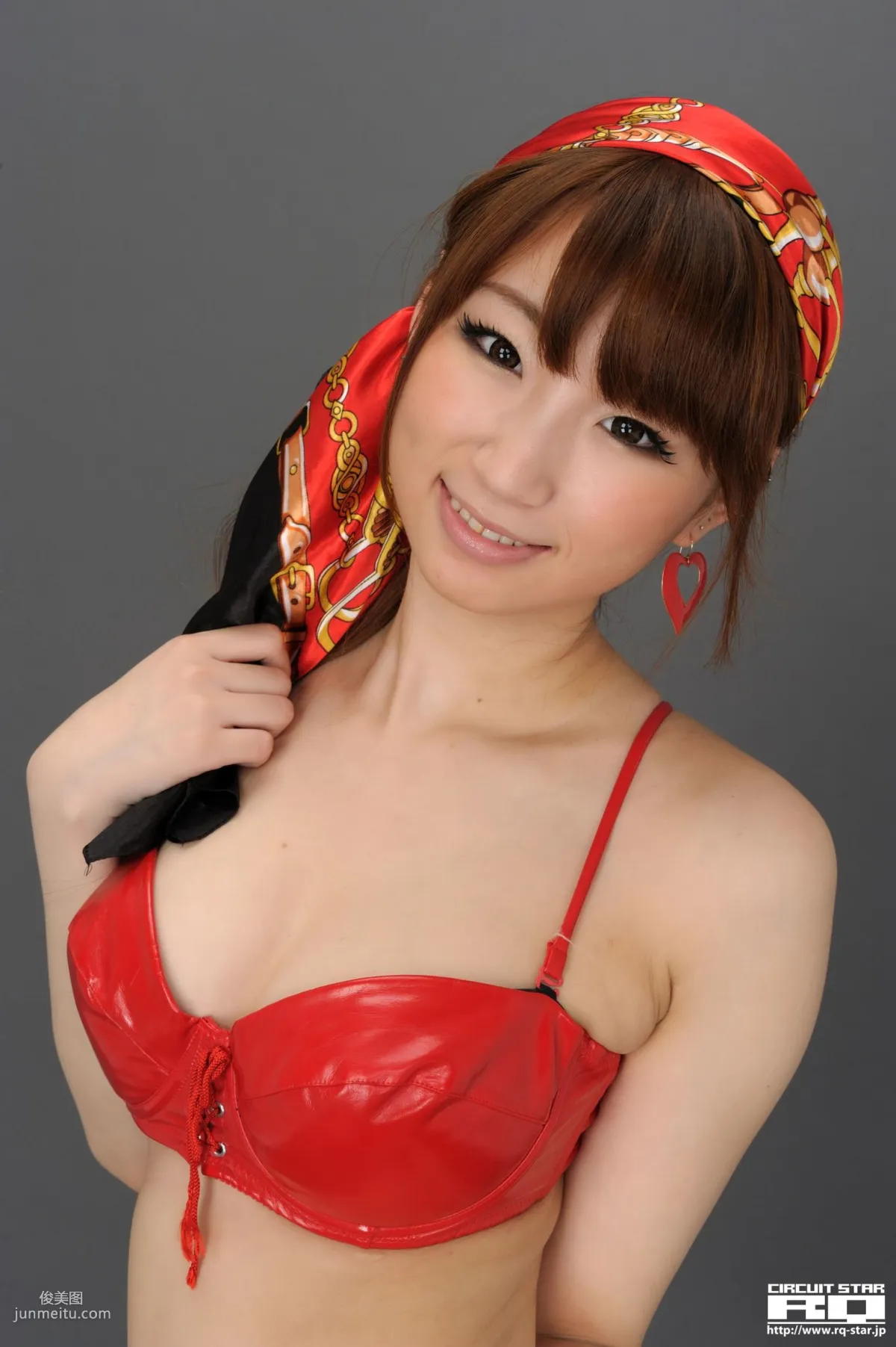 [RQ-STAR] NO.00573 荒井嘉奈 Race Queen 寫真集 45