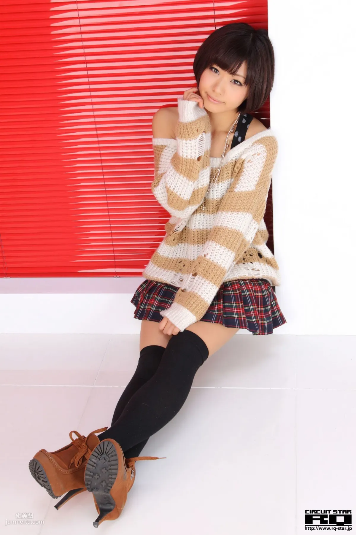 [RQ-STAR] NO.00598 Hitomi Yasueda 安枝瞳 Private Dress 寫真集 32