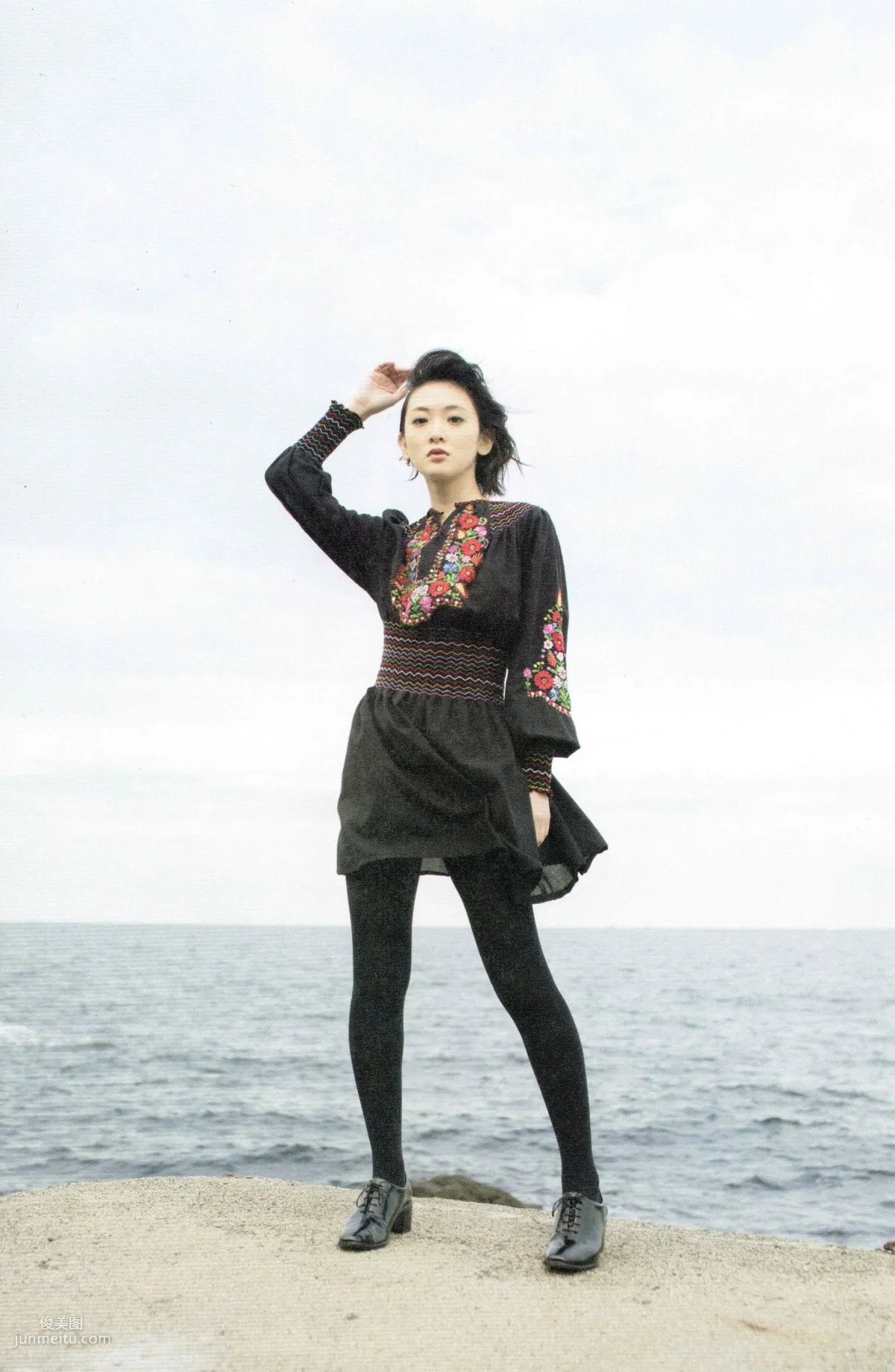 生駒裡奈《君の足跡》 [Photo Book] 寫真集 101