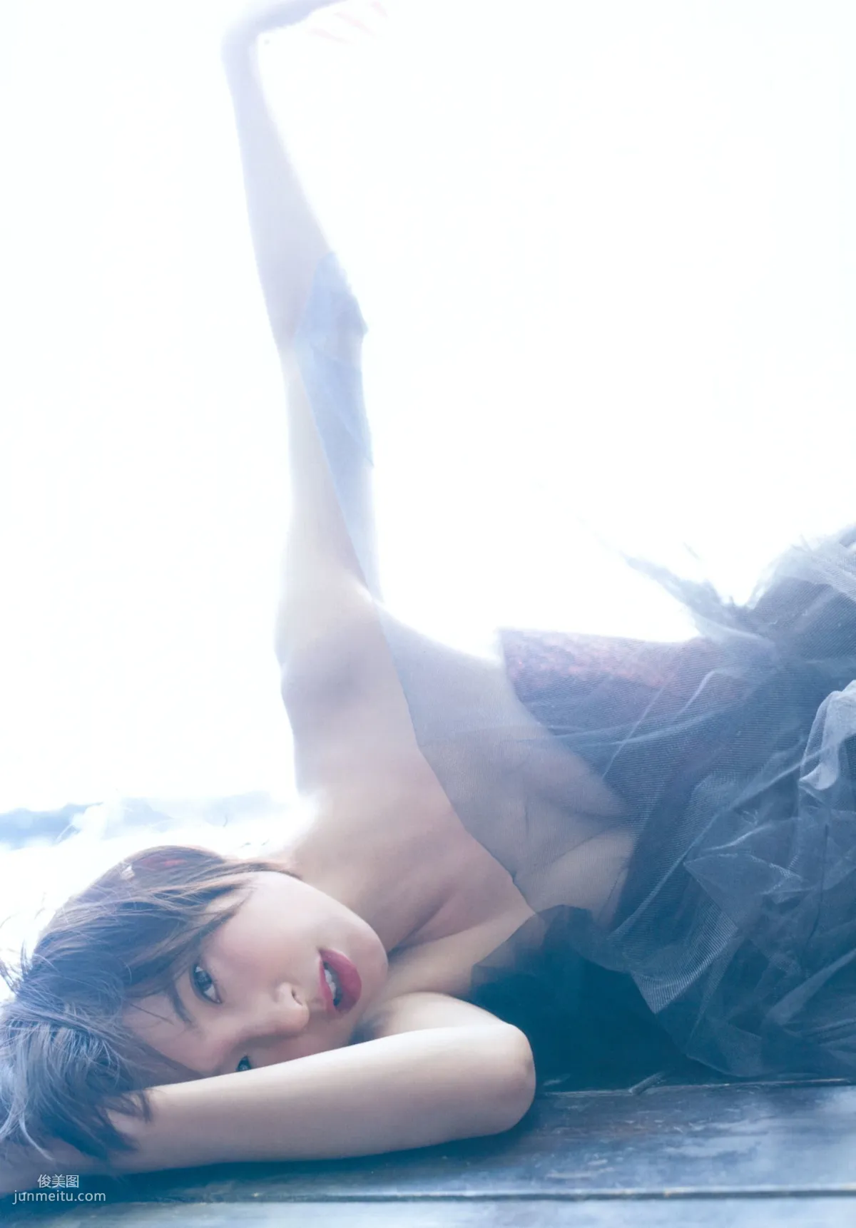 篠田麻裡子《Memories》完全版 [PB寫真集] 153