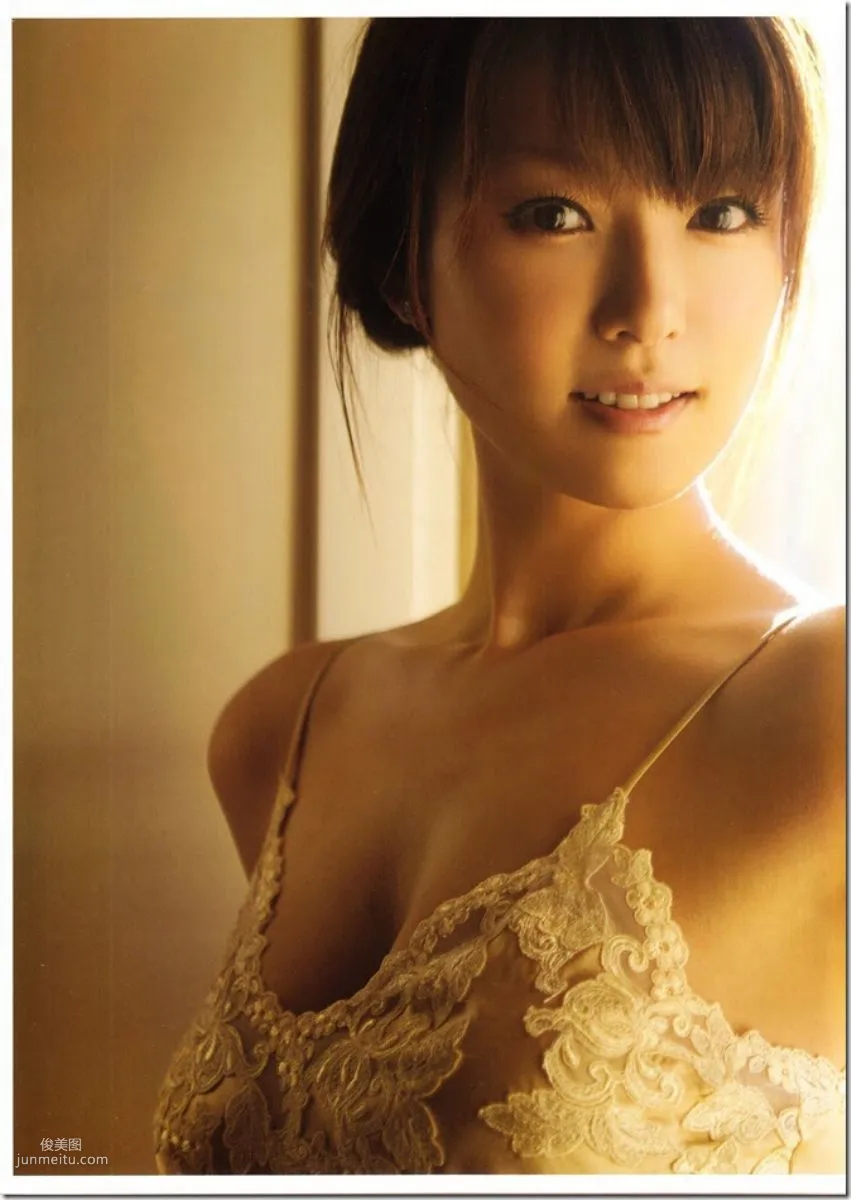深田恭子 《(un)touch》 [Photo Book] 寫真集 23