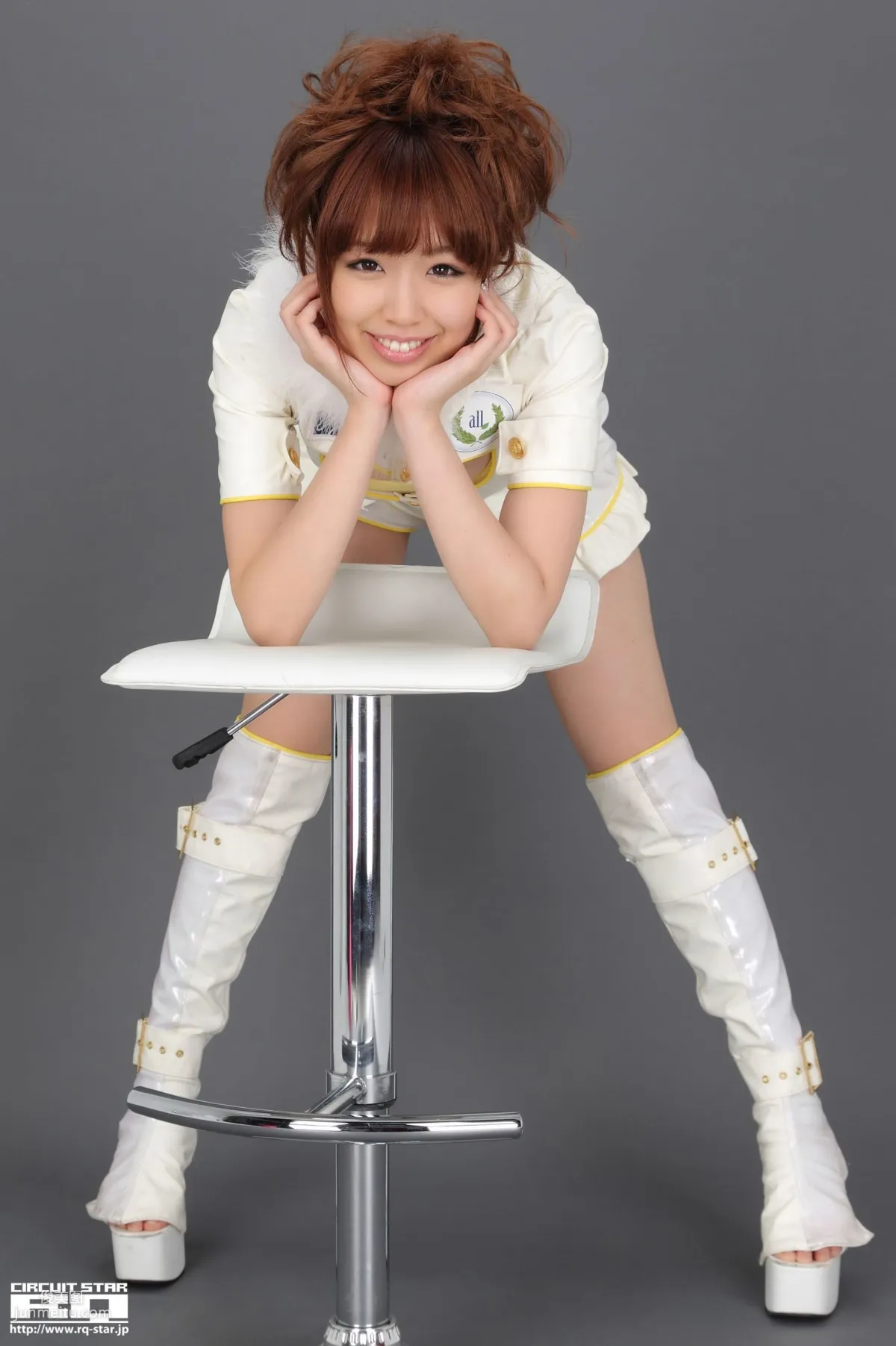 [RQ-STAR] NO.00619 山岡實乃裡 Race Queen 寫真集 81