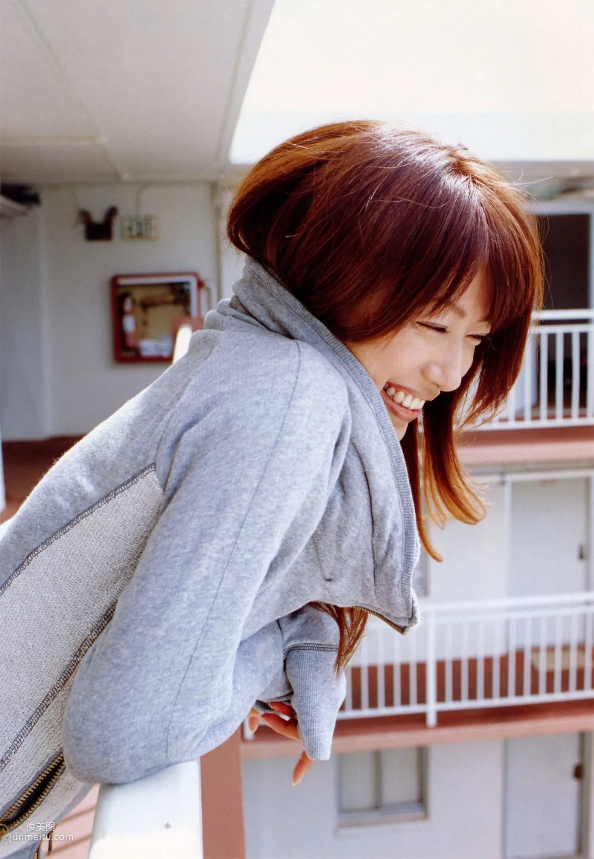 裡田舞《My Life》 [Photo Book] 寫真集 9