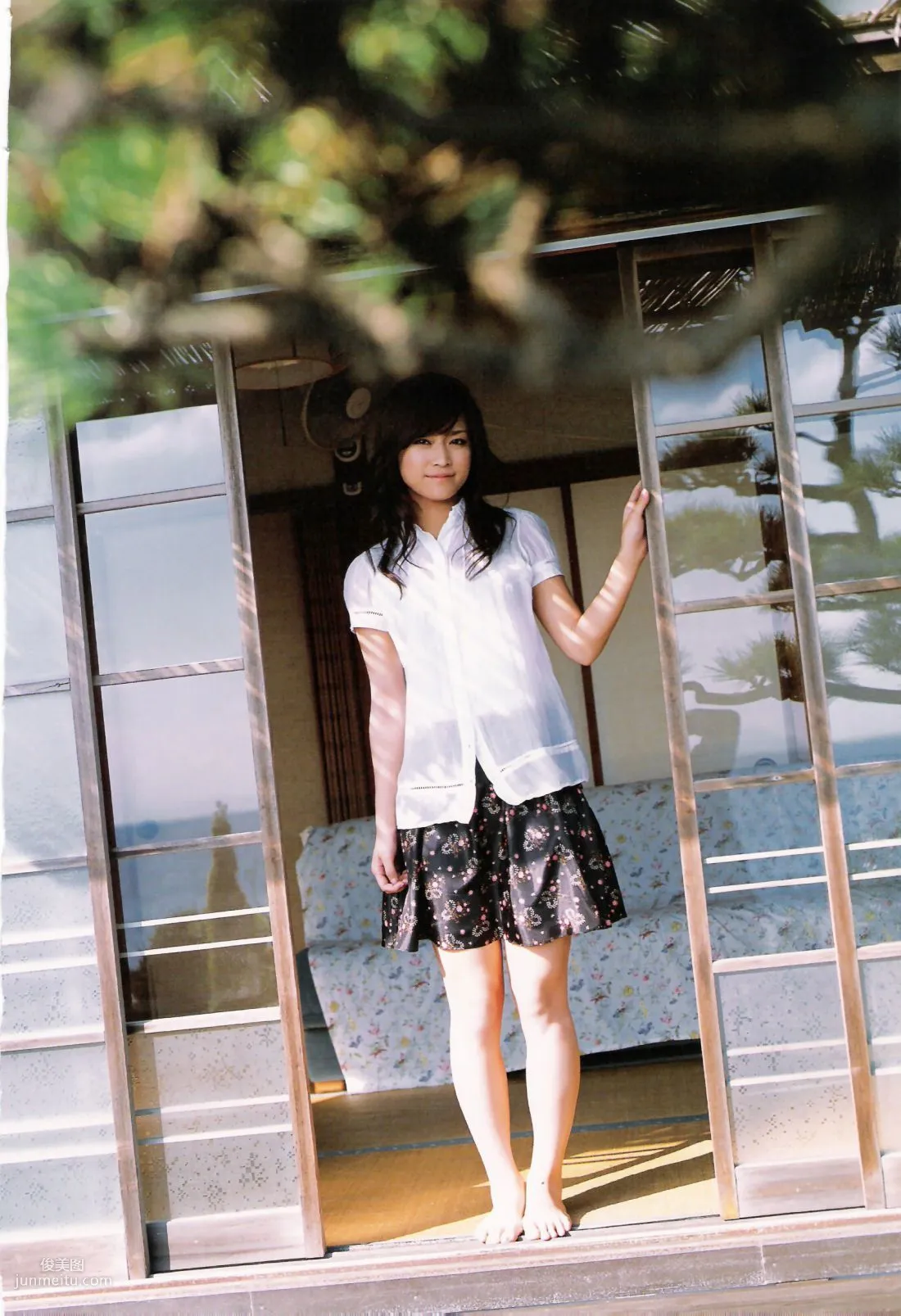 亀井絵裡 《ERI》 [Photo Book] 寫真集 53