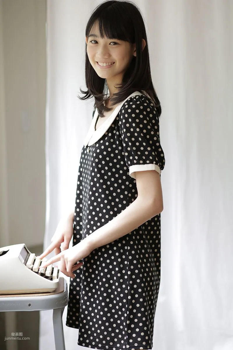 Honoka Akimoto 秋本帆華 《PROTO STAR》 [PB寫真集] 59