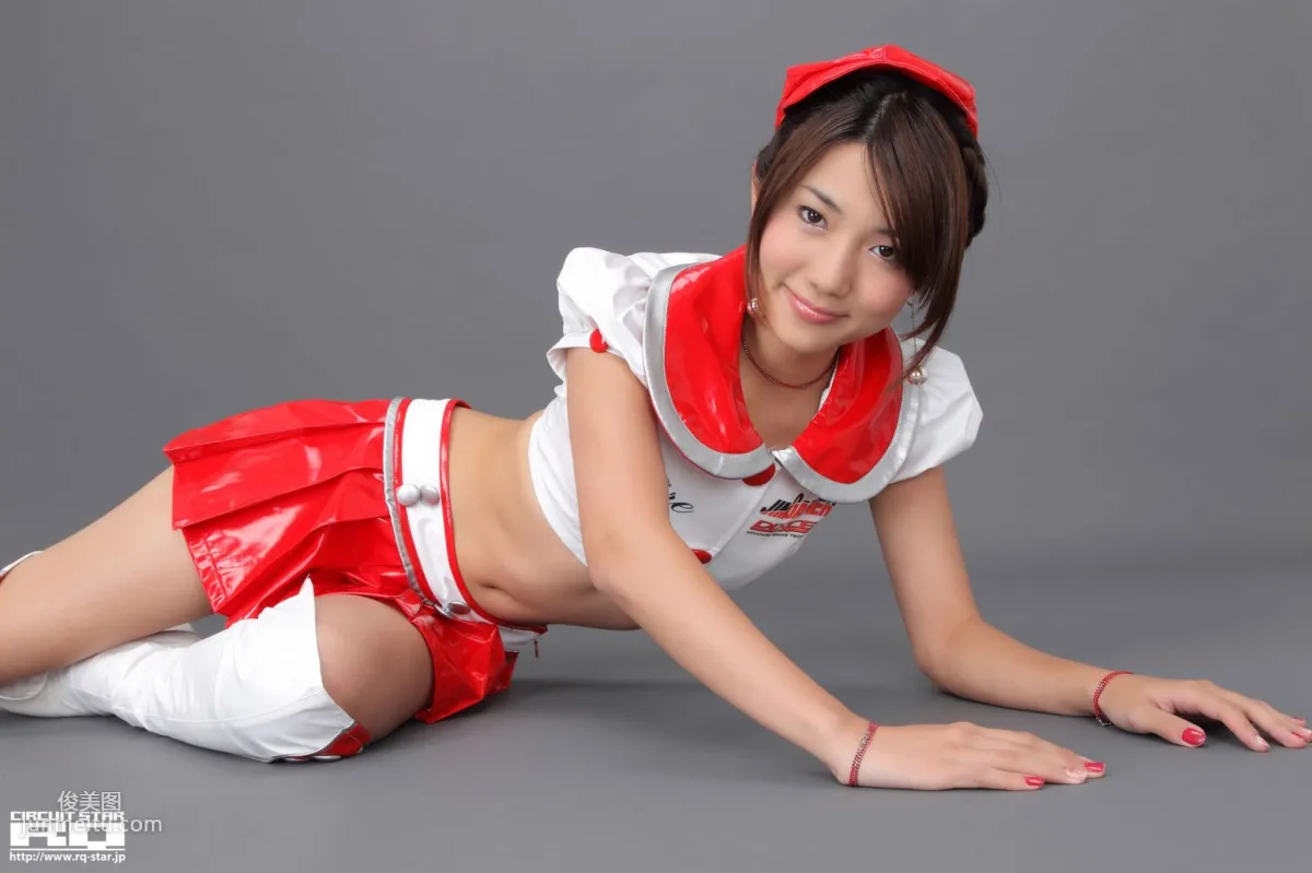[RQ-STAR] NO.00586 Naoho Ichihashi 市橋直歩 Race Queen 寫真集 74