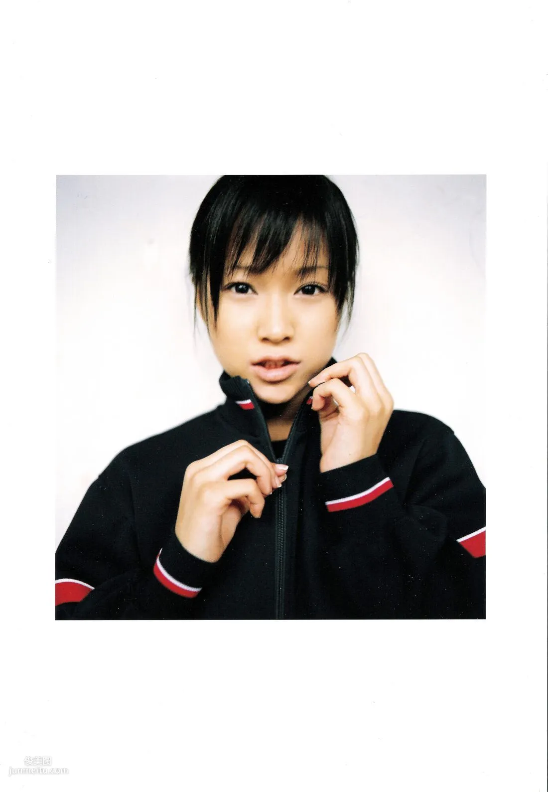 亀井絵裡 《ERI》 [Photo Book] 寫真集 111