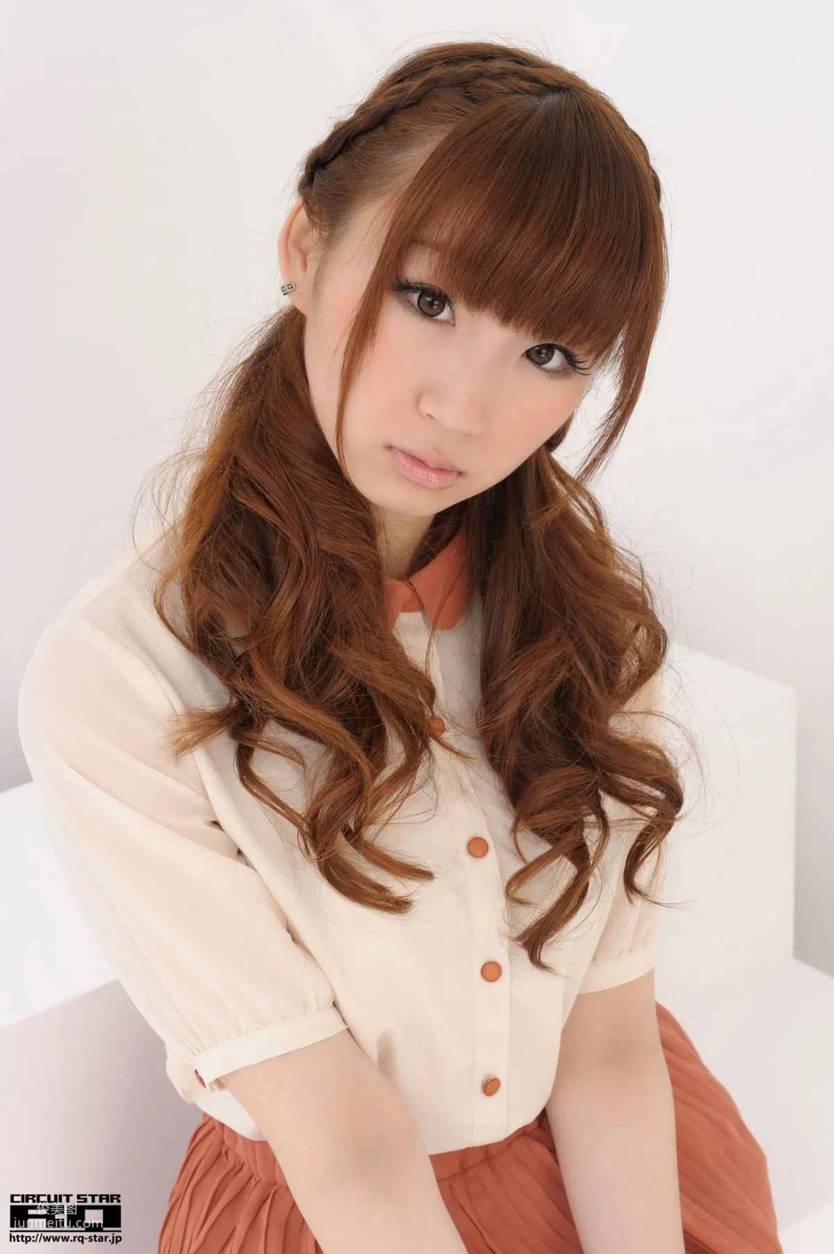 [RQ-STAR] NO.00563 Kana Arai 荒井嘉奈 Race Queen 寫真集 44
