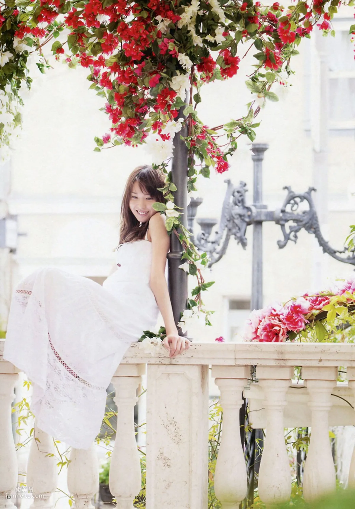 戶田惠梨香《ERIKA×CECIL McBEE Vivace》 [PB寫真集] 29