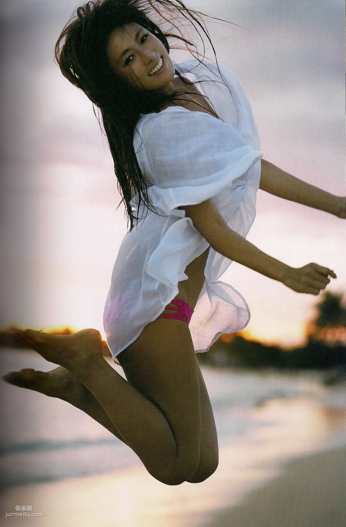 深田恭子 《Down to earth》 [PB寫真集] 28