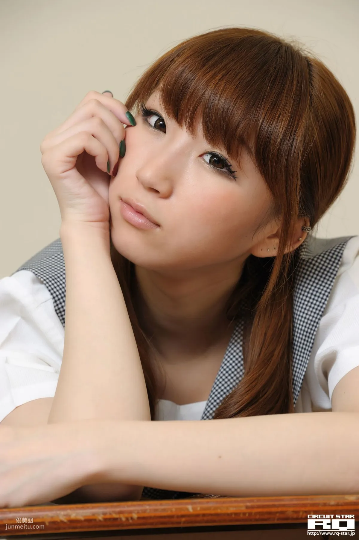 [RQ-STAR] NO.00571 荒井嘉奈 School Girl 寫真集 117