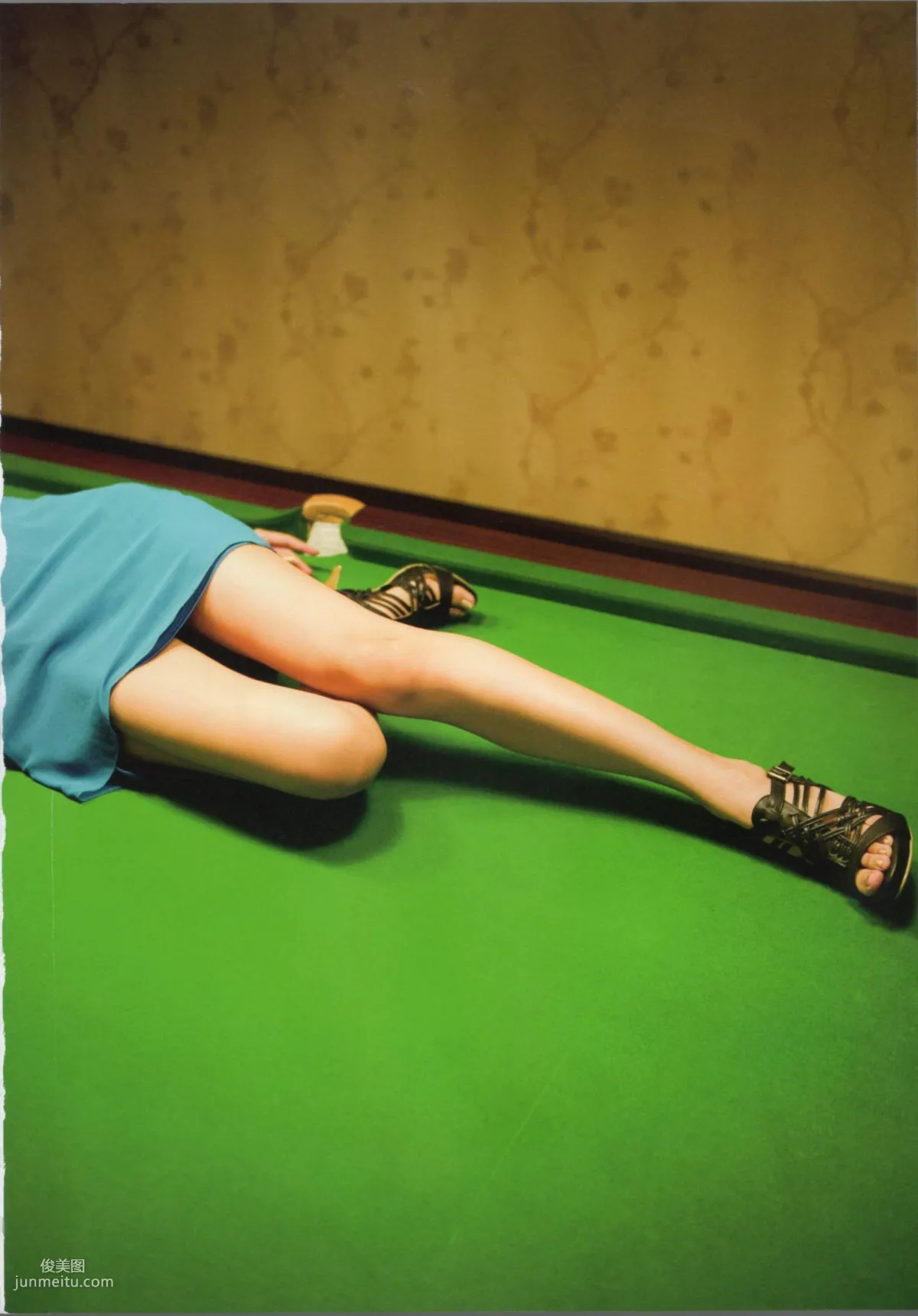 宮地真緒 《Decada》 [PhotoBook] 写真集9