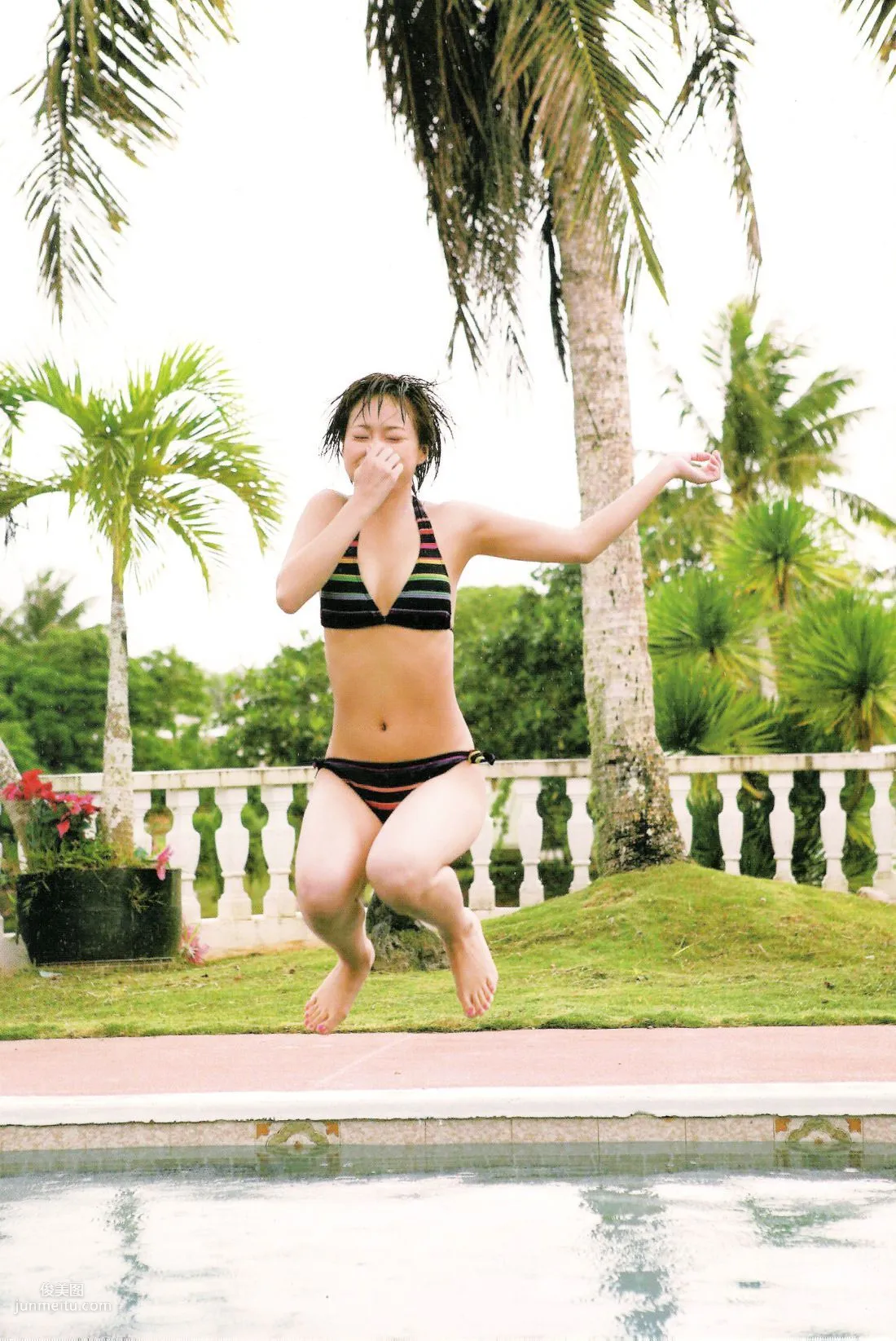 亀井絵裡 《ERI》 [Photo Book] 寫真集 132