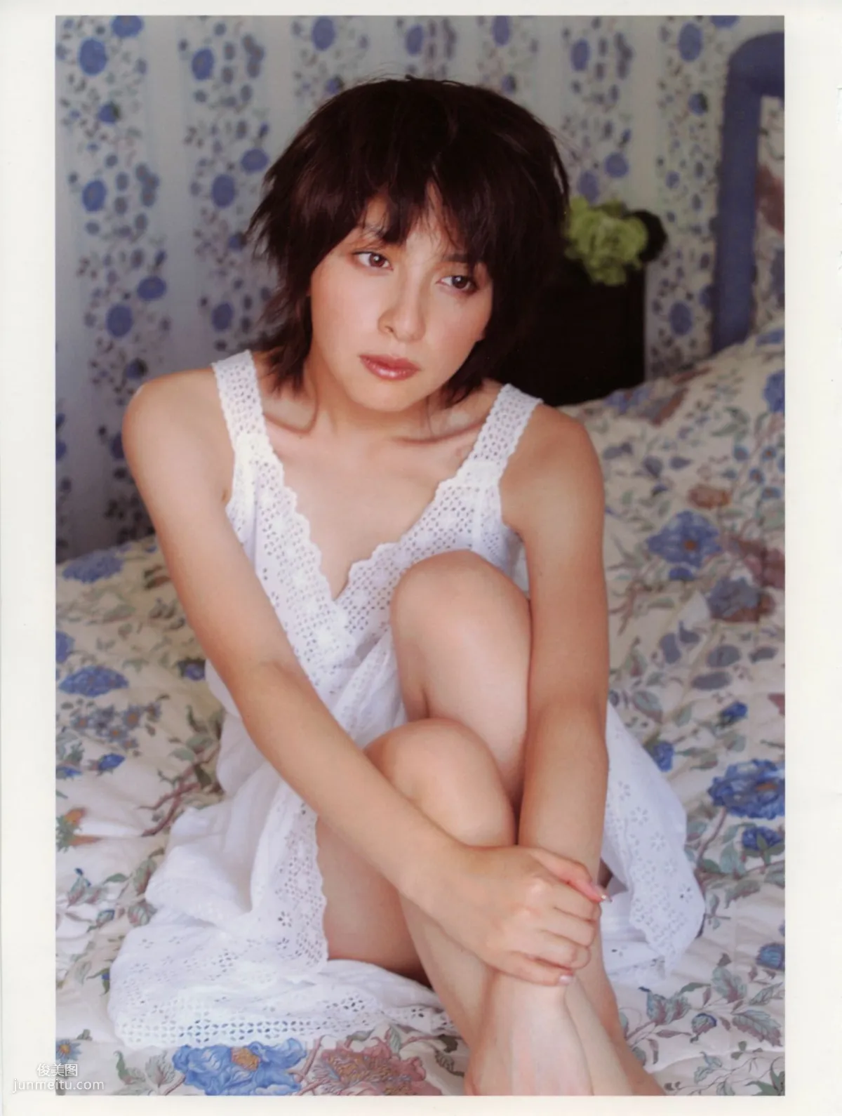 奥菜恵《The Okina 3／3 in Paris》 [PB写真集] 56