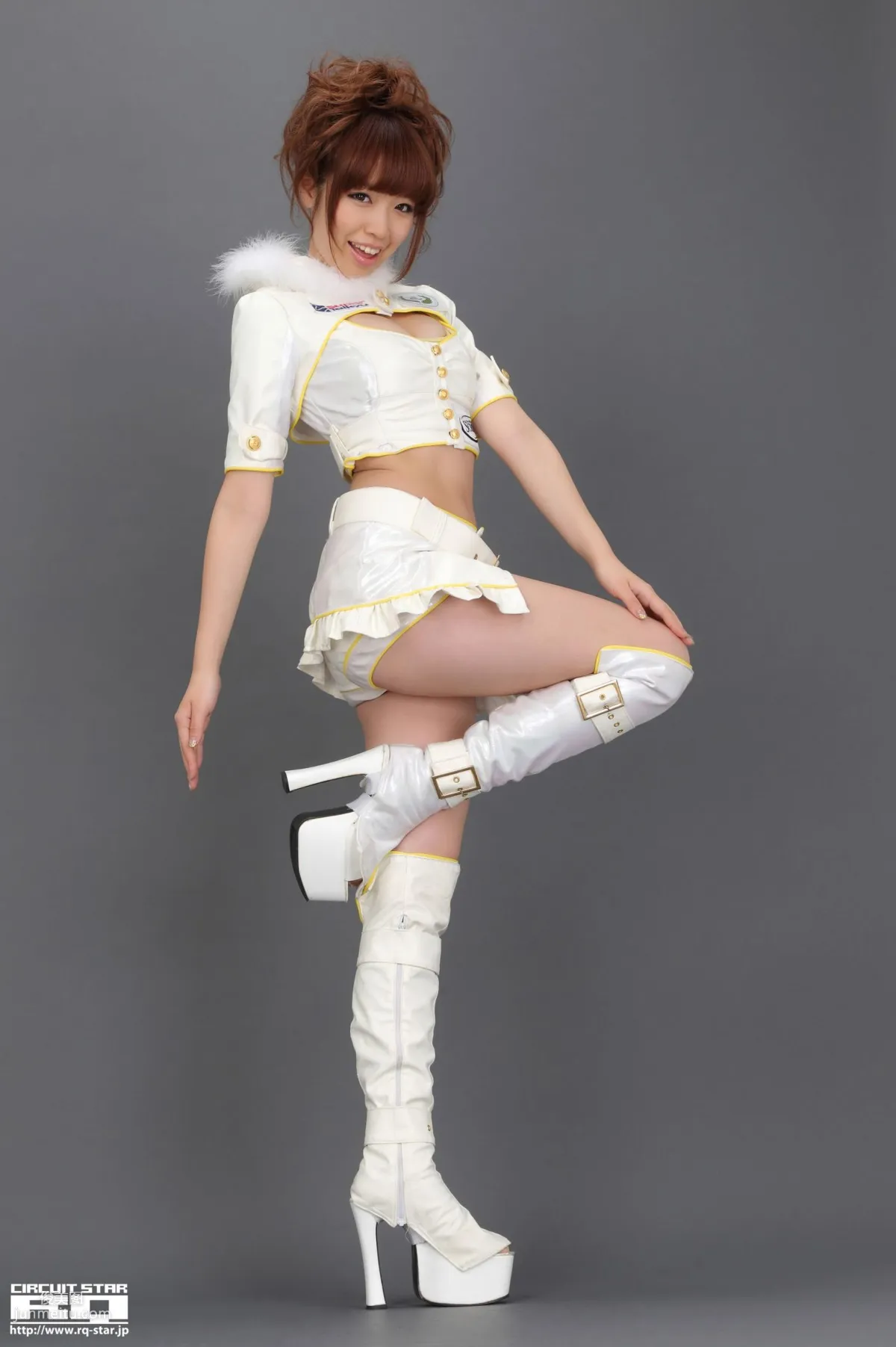 [RQ-STAR] NO.00619 山岡實乃裡 Race Queen 寫真集 34