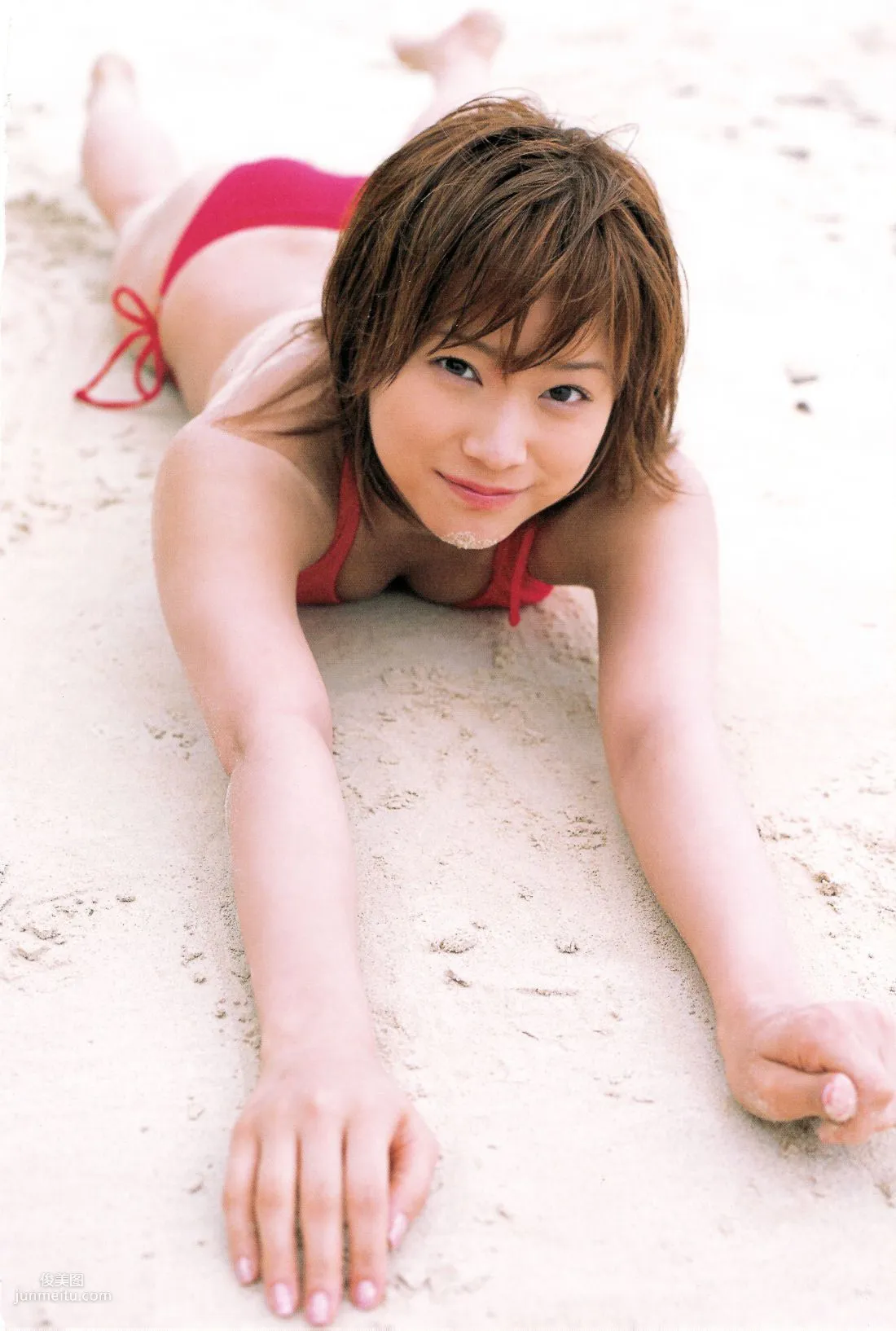 亀井絵裡 《ERI》 [Photo Book] 寫真集 17