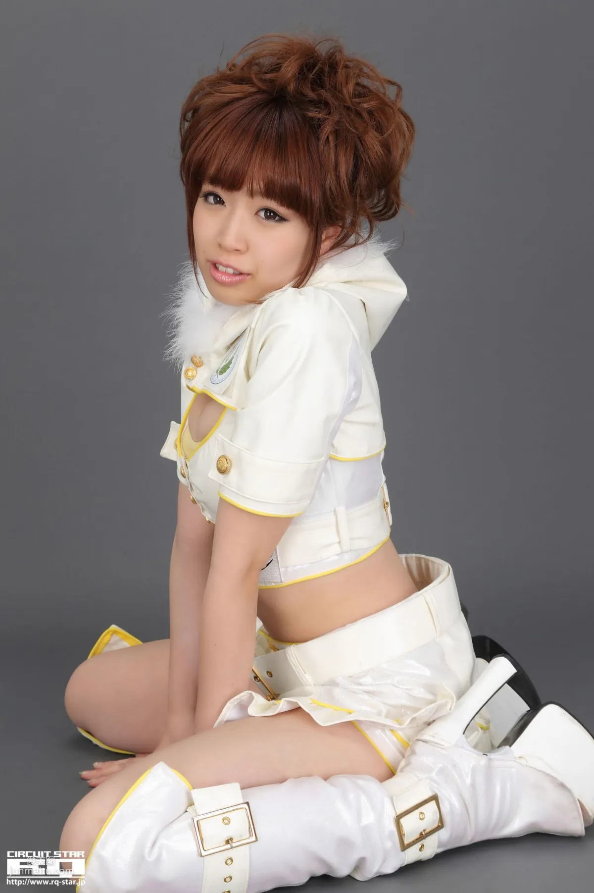 [RQ-STAR] NO.00619 山岡實乃裡 Race Queen 寫真集 103