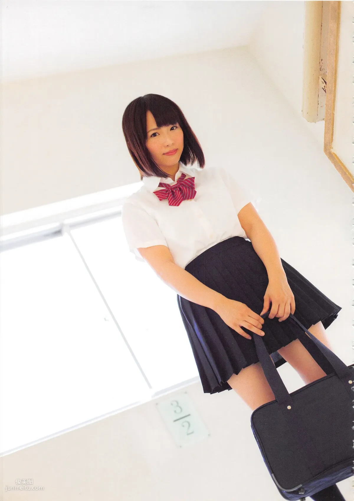 松村香織 First Photobook 《Mushusei》 [PB寫真集] 75