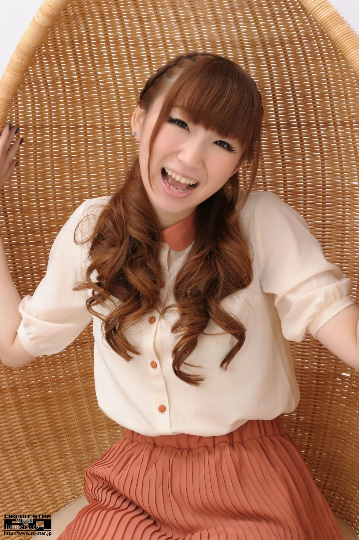[RQ-STAR] NO.00563 Kana Arai 荒井嘉奈 Race Queen 寫真集 105