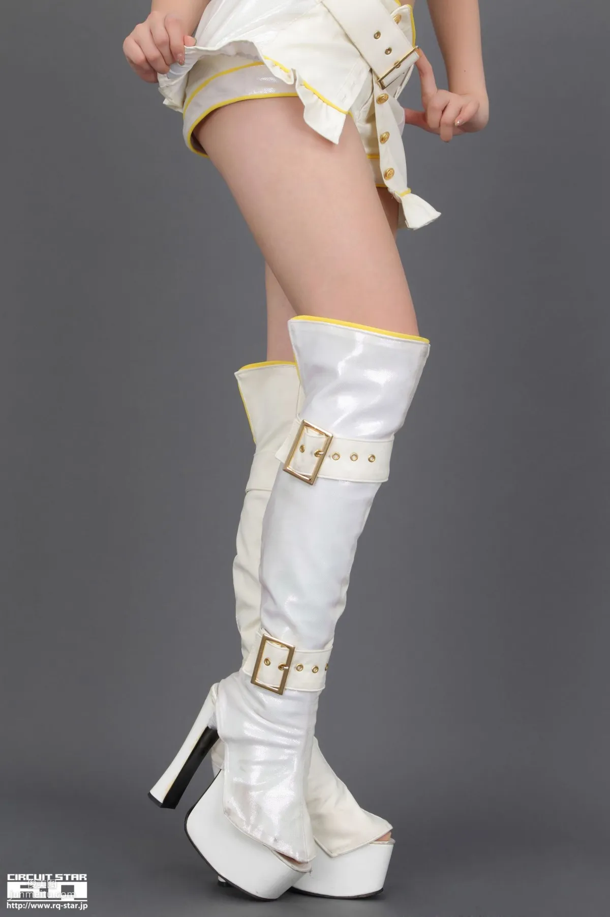 [RQ-STAR] NO.00619 山岡實乃裡 Race Queen 寫真集 61