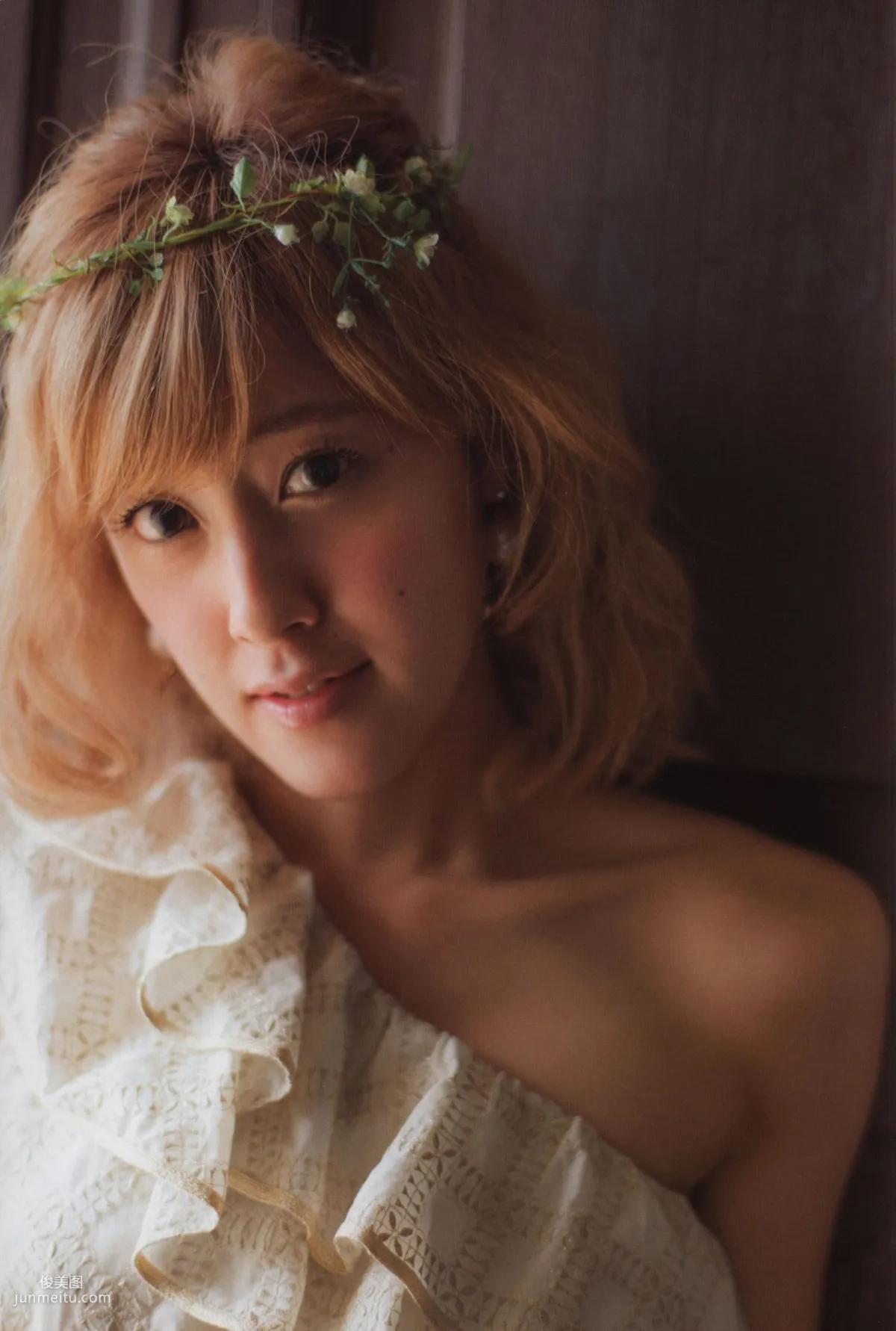 Alo Hello! Berryz 工房 Photobook 2013 [PB寫真集] 104