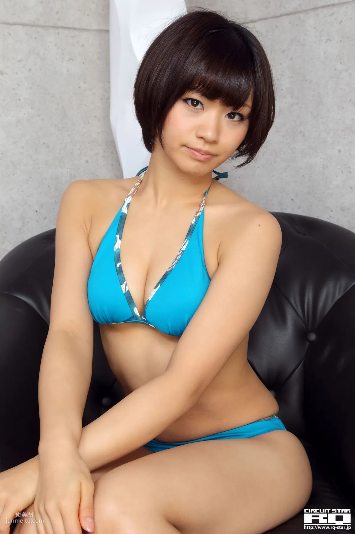 [RQ-STAR] NO.00611 Hitomi Yasueda 安枝瞳 Swim Suits 寫真集 83