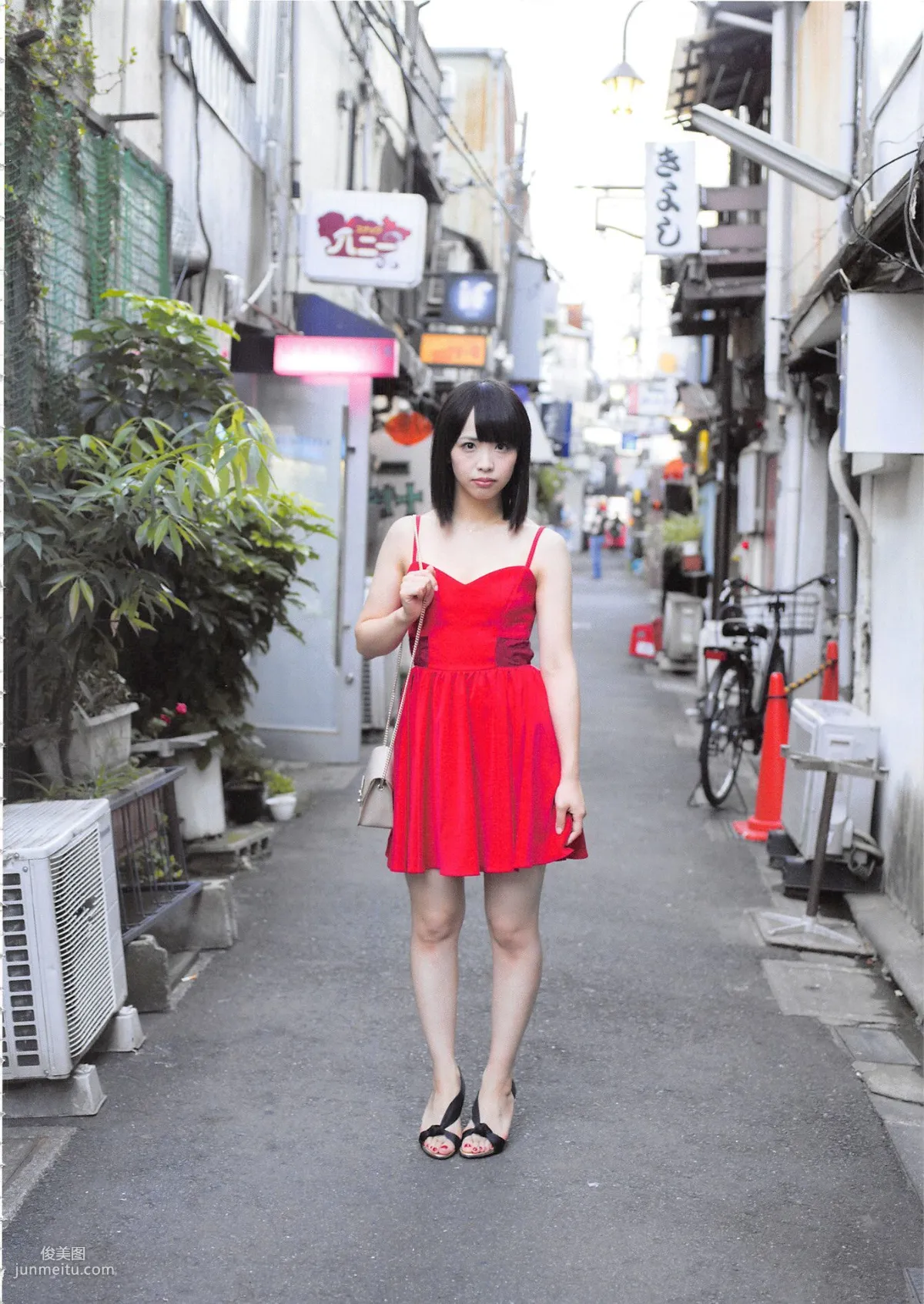 松村香織 First Photobook 《Mushusei》 [PB寫真集] 123