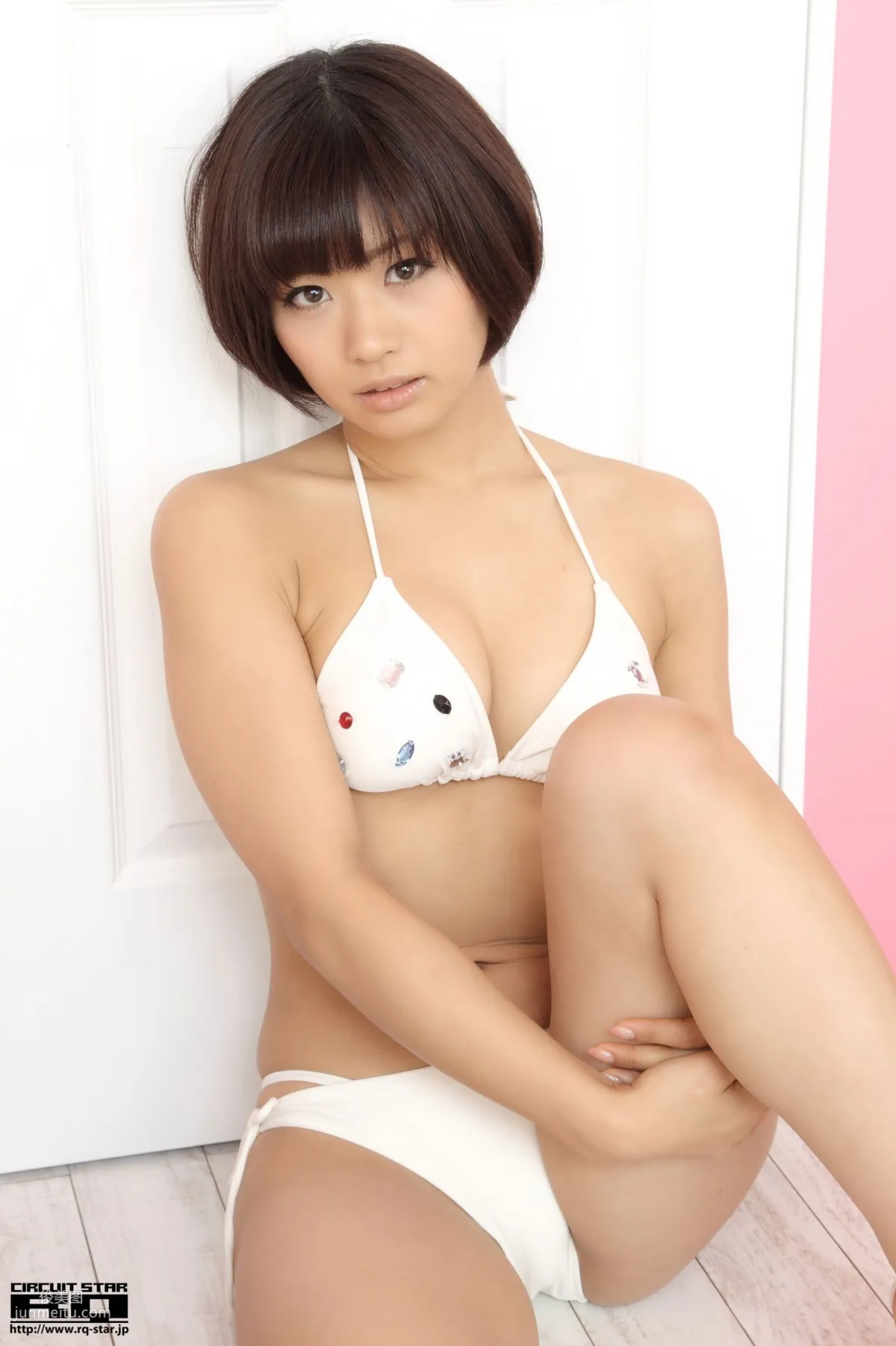 [RQ-STAR] NO.00609 安枝瞳 Hitomi Yasueda Swim Suits 寫真集 58