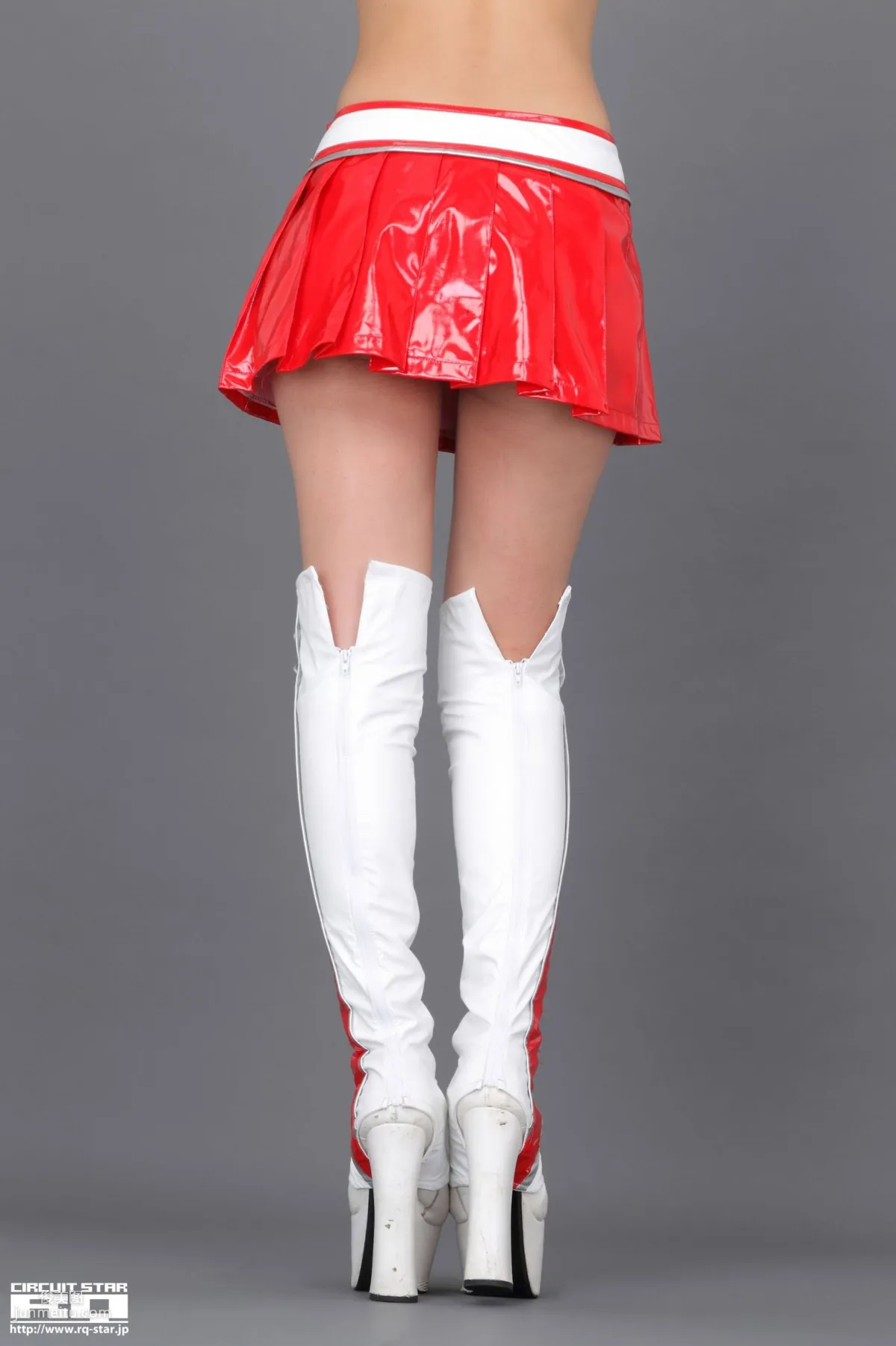 [RQ-STAR] NO.00586 Naoho Ichihashi 市橋直歩 Race Queen 寫真集 19