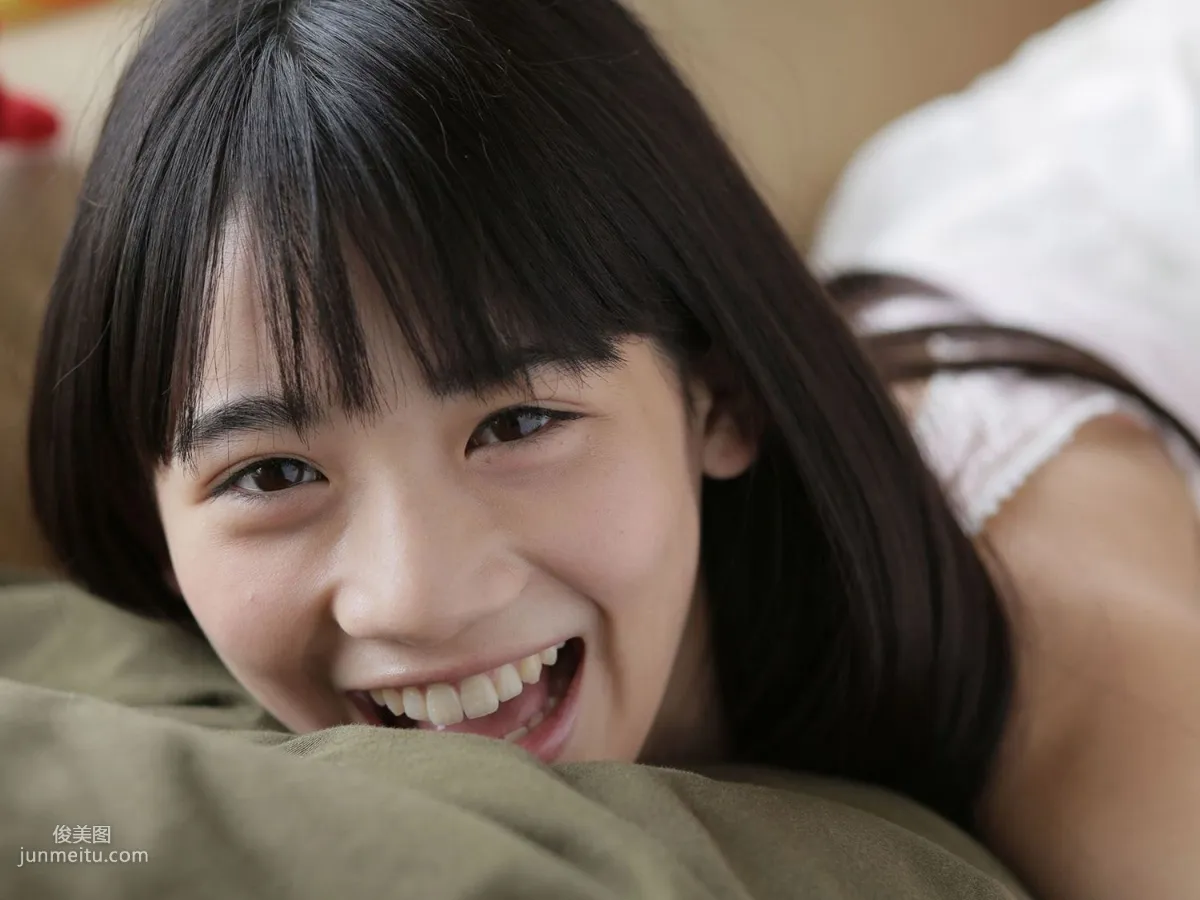 Honoka Akimoto 秋本帆華 《PROTO STAR》 [PB寫真集] 15