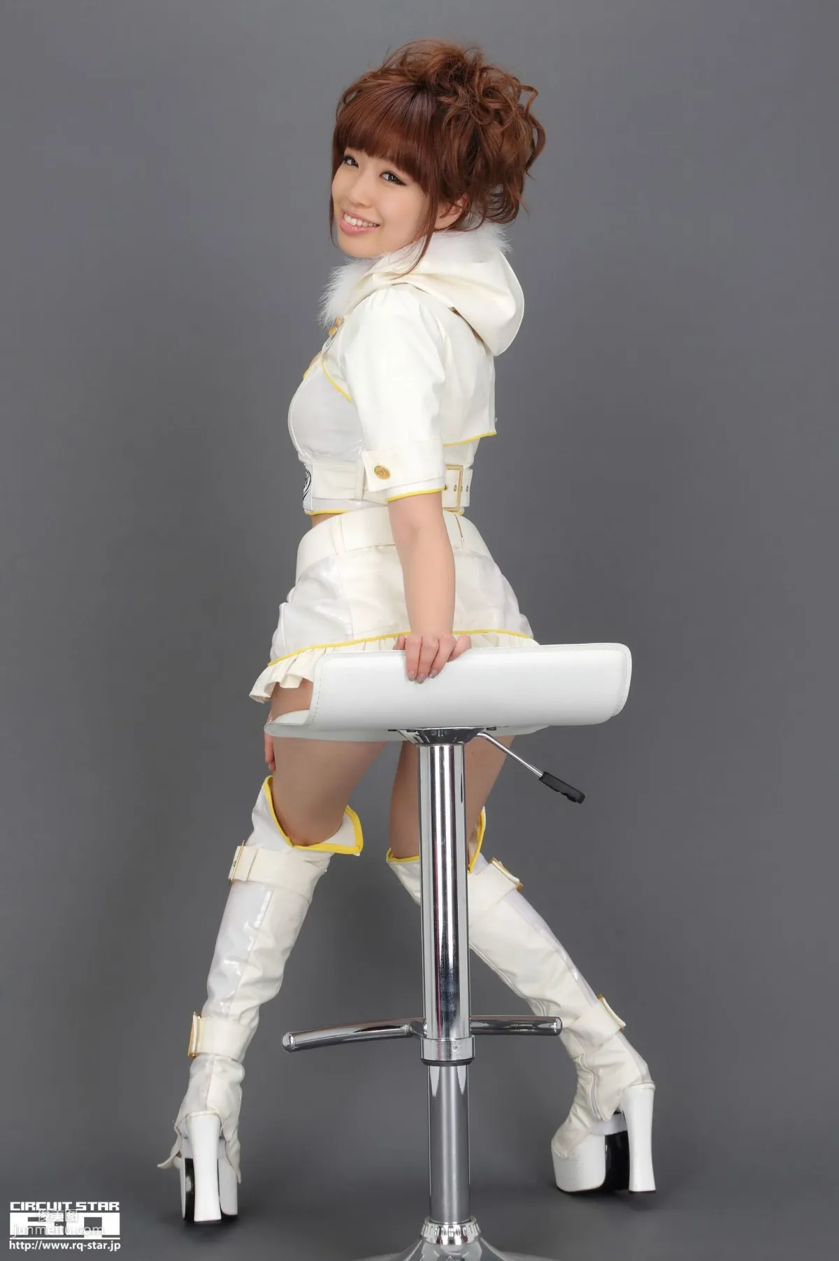 [RQ-STAR] NO.00619 山岡實乃裡 Race Queen 寫真集 79