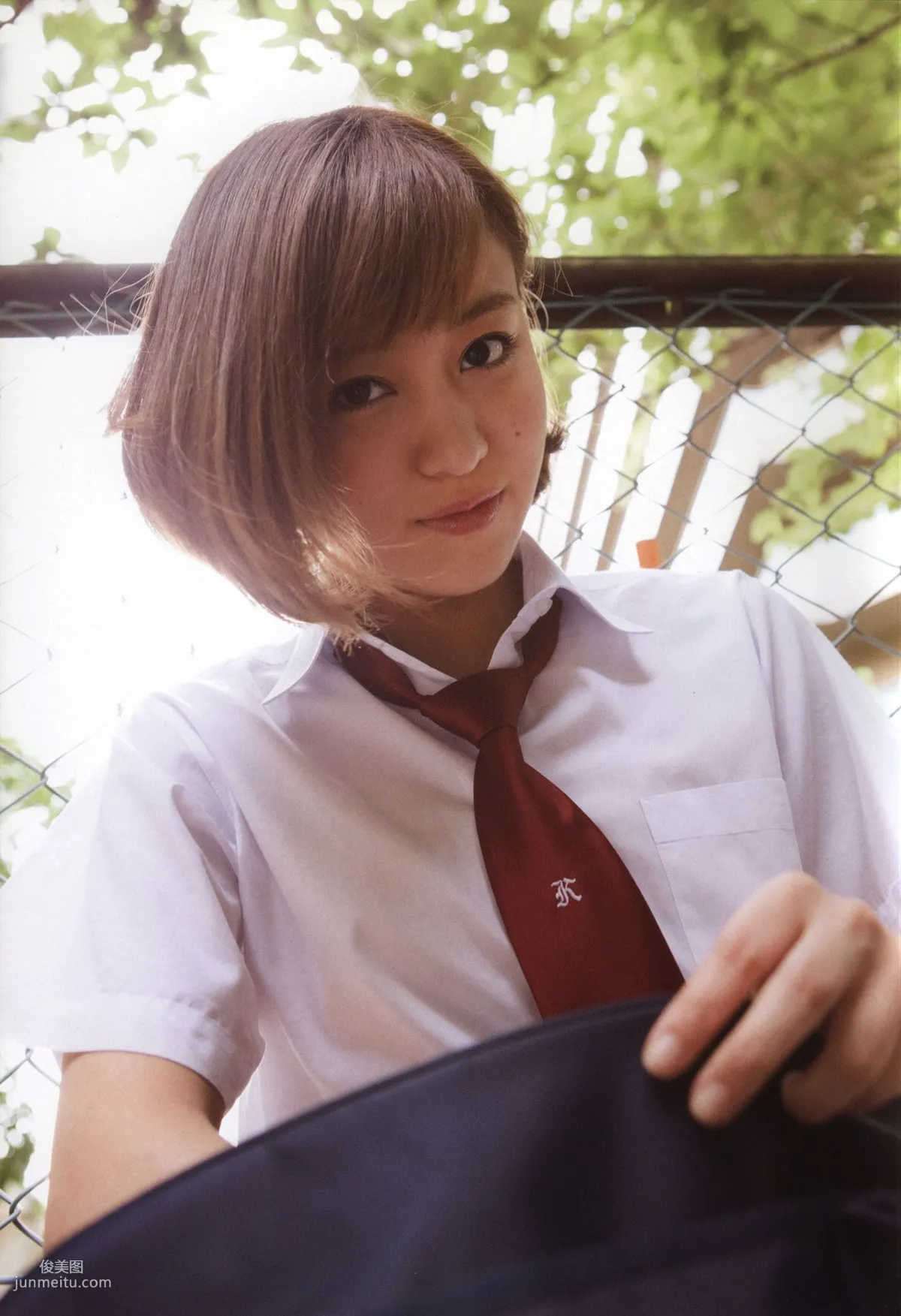萩原舞《17歲 ℃ute Mai Mai2》 [PB寫真集] 32