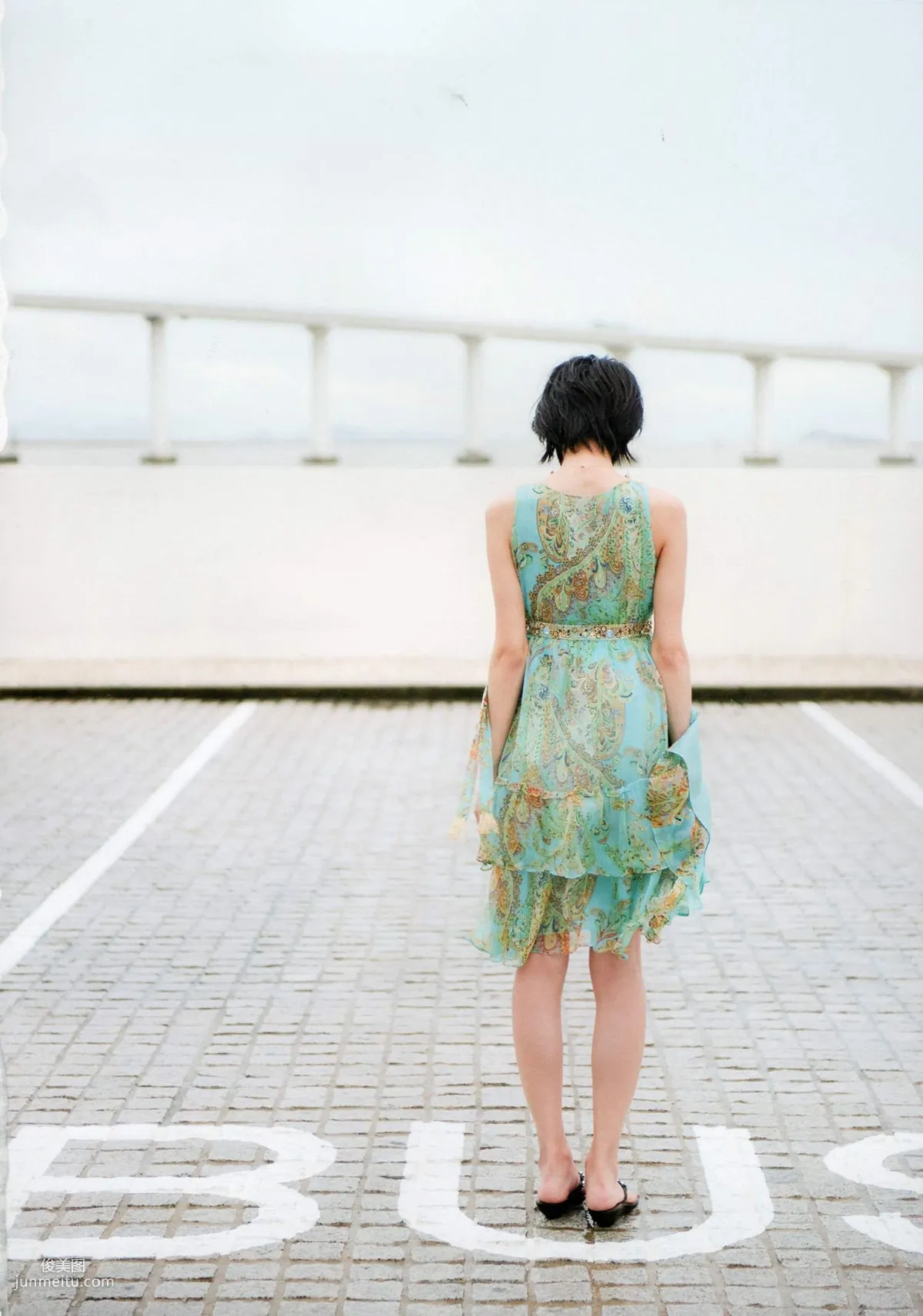 宮地真緒 《Decada》 [PhotoBook] 写真集71