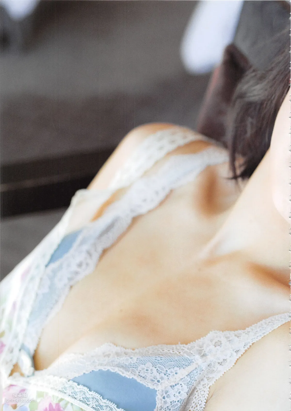 松村香織 First Photobook 《Mushusei》 [PB寫真集] 84