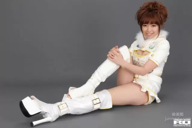 [RQ-STAR] NO.00619 山岡實乃裡 Race Queen 寫真集