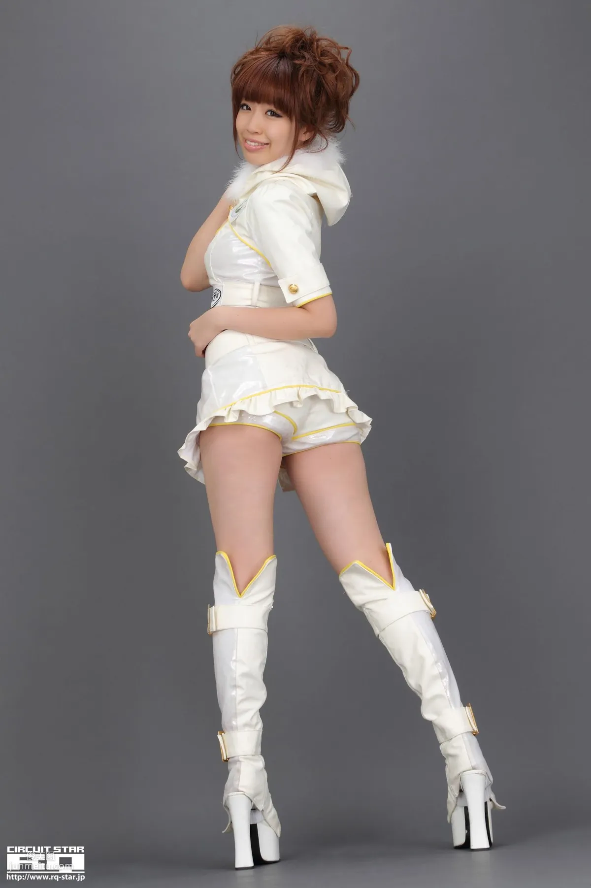 [RQ-STAR] NO.00619 山岡實乃裡 Race Queen 寫真集 27