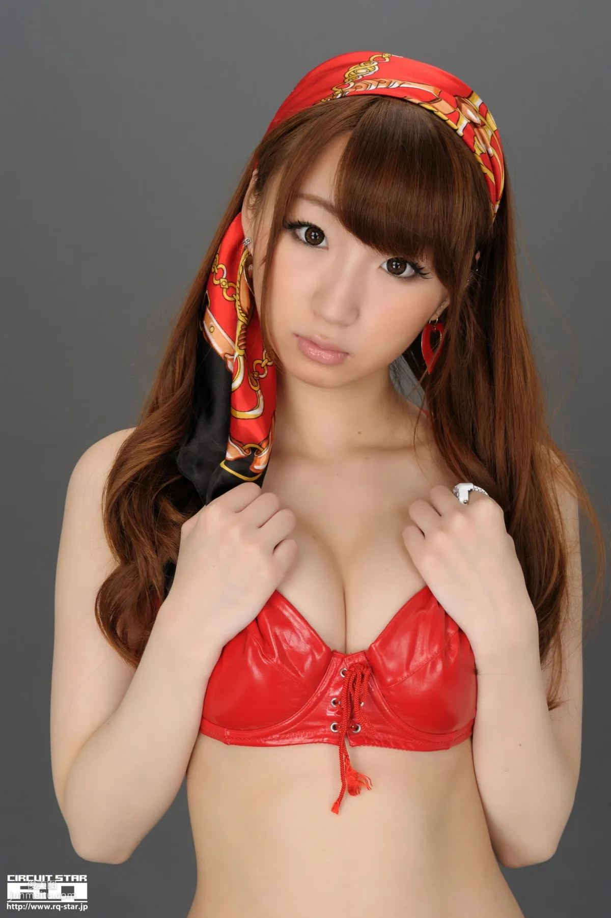 [RQ-STAR] NO.00573 荒井嘉奈 Race Queen 寫真集 146