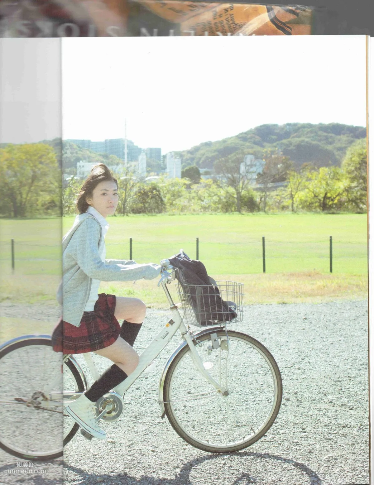 生駒里奈《君の足跡》 [Photo Book] 写真集 2
